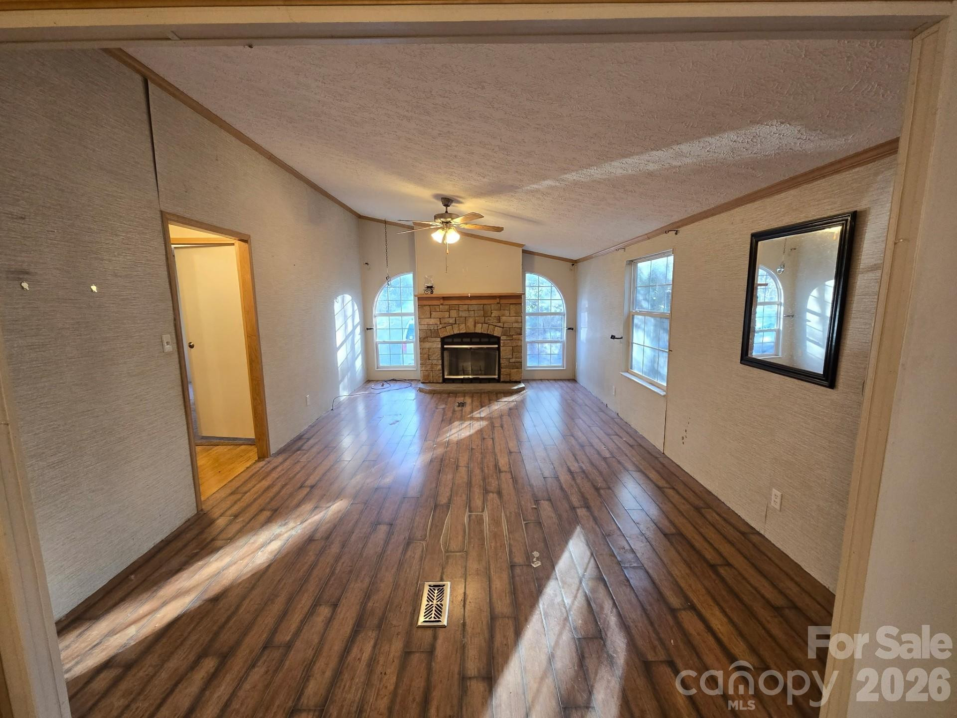 6 Woodland Street - Photo 5