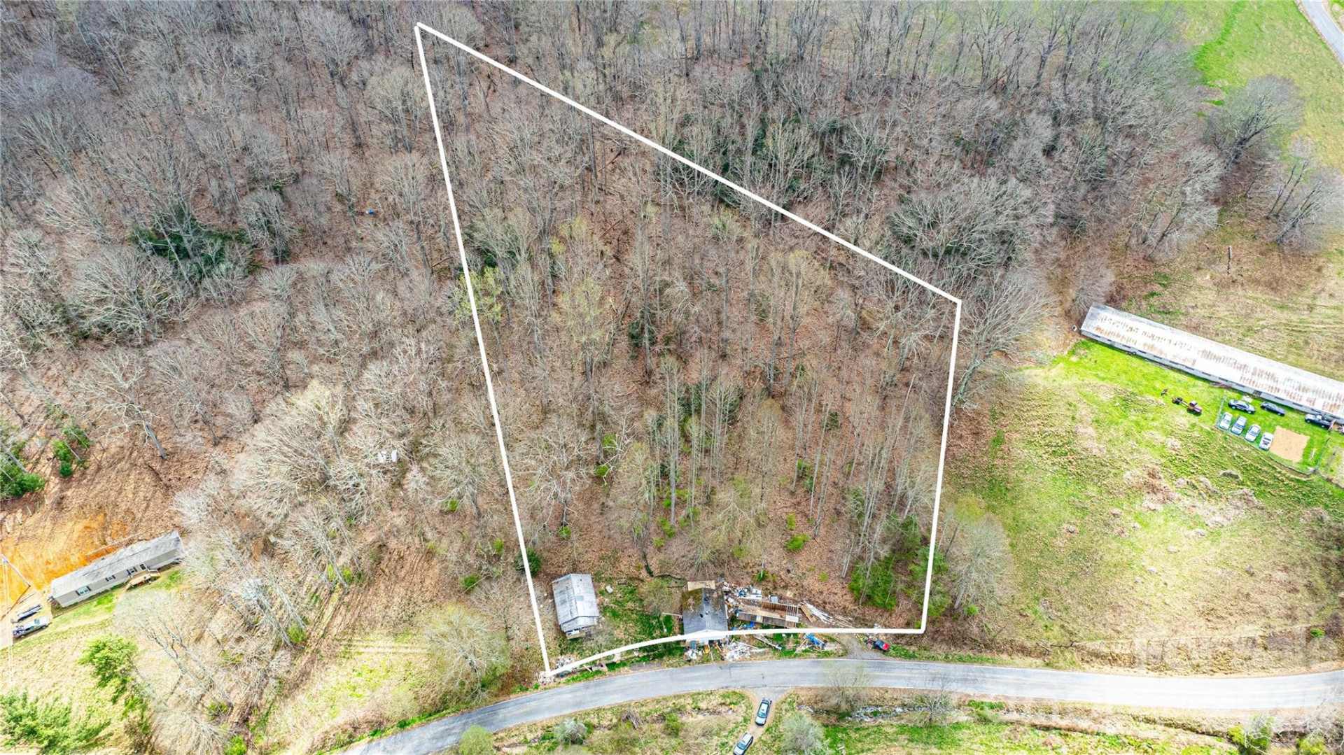 2828 Chandler Creek Road - Photo 3