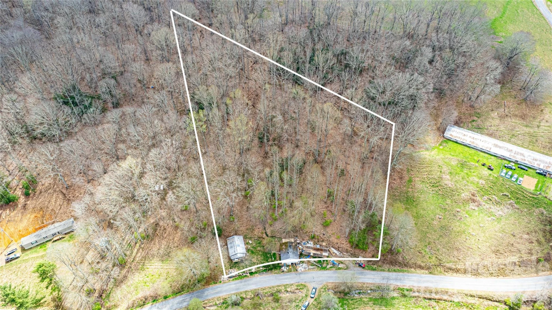 2828 Chandler Creek Road - Photo 3