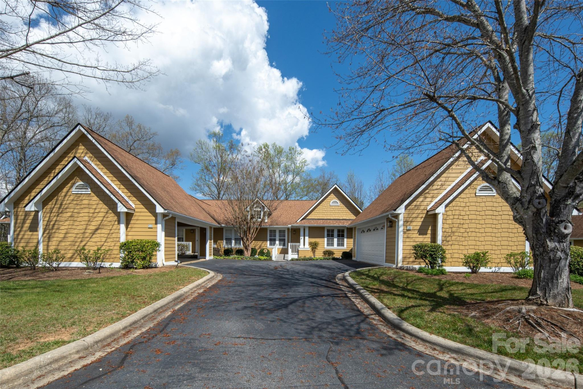 803 Woodlea Court - Photo 2