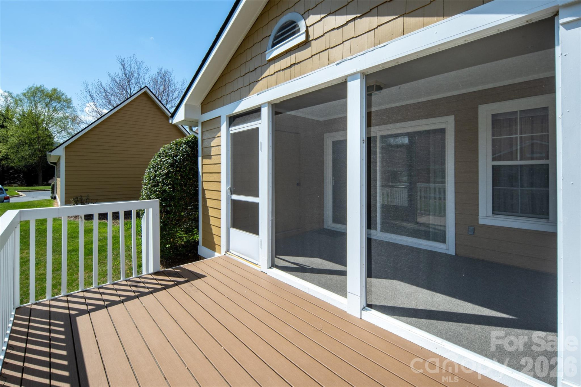 803 Woodlea Court - Photo 8