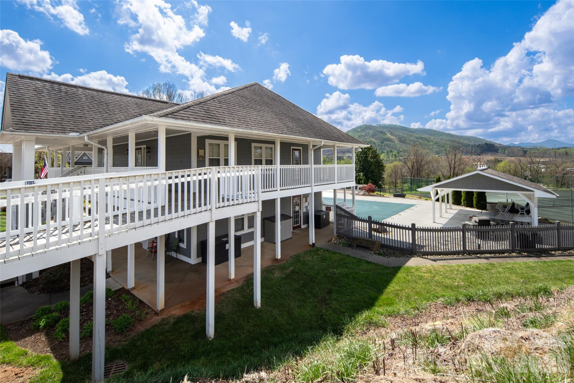 803 Woodlea Court - Photo 9