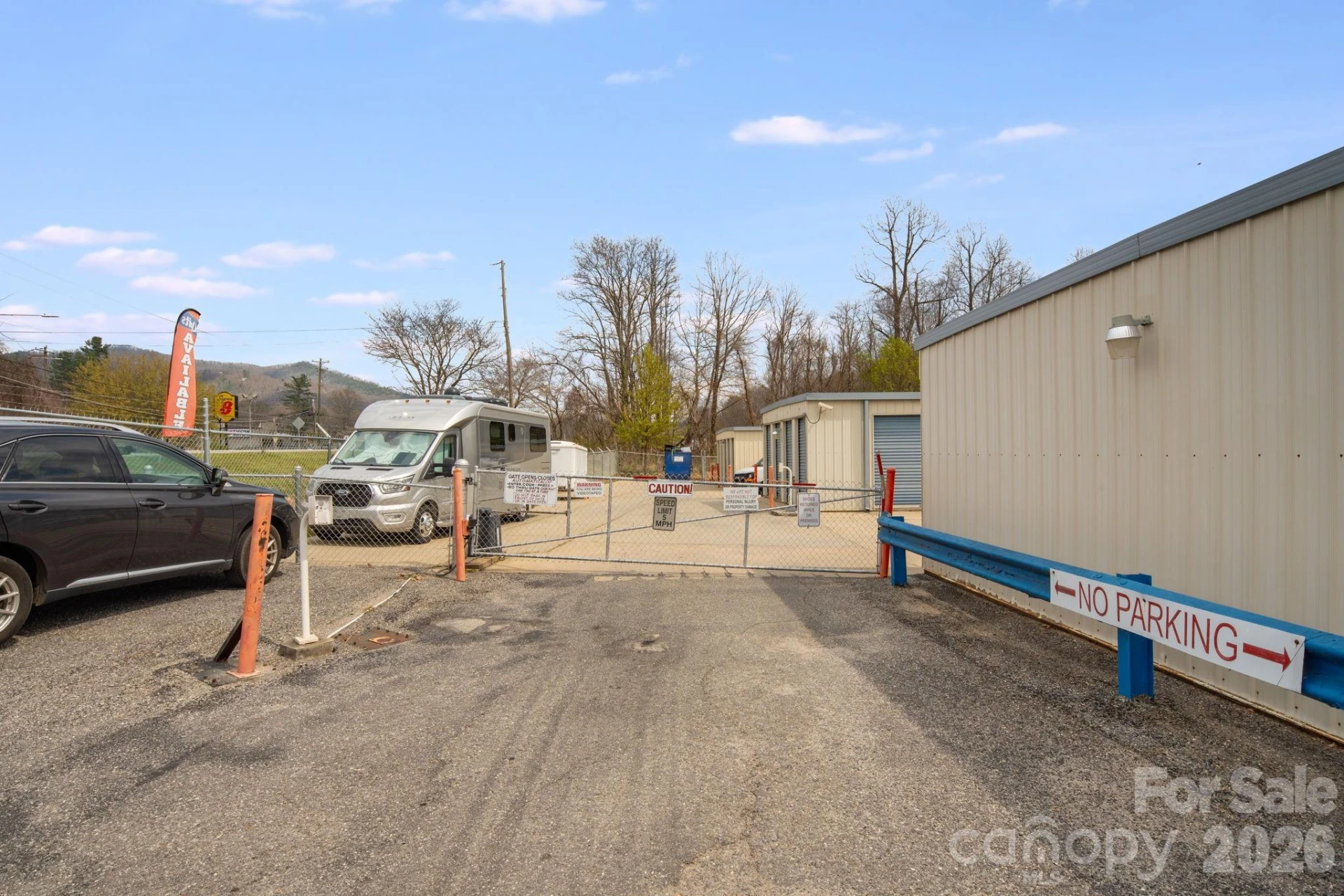 440 E State Street - Photo 14