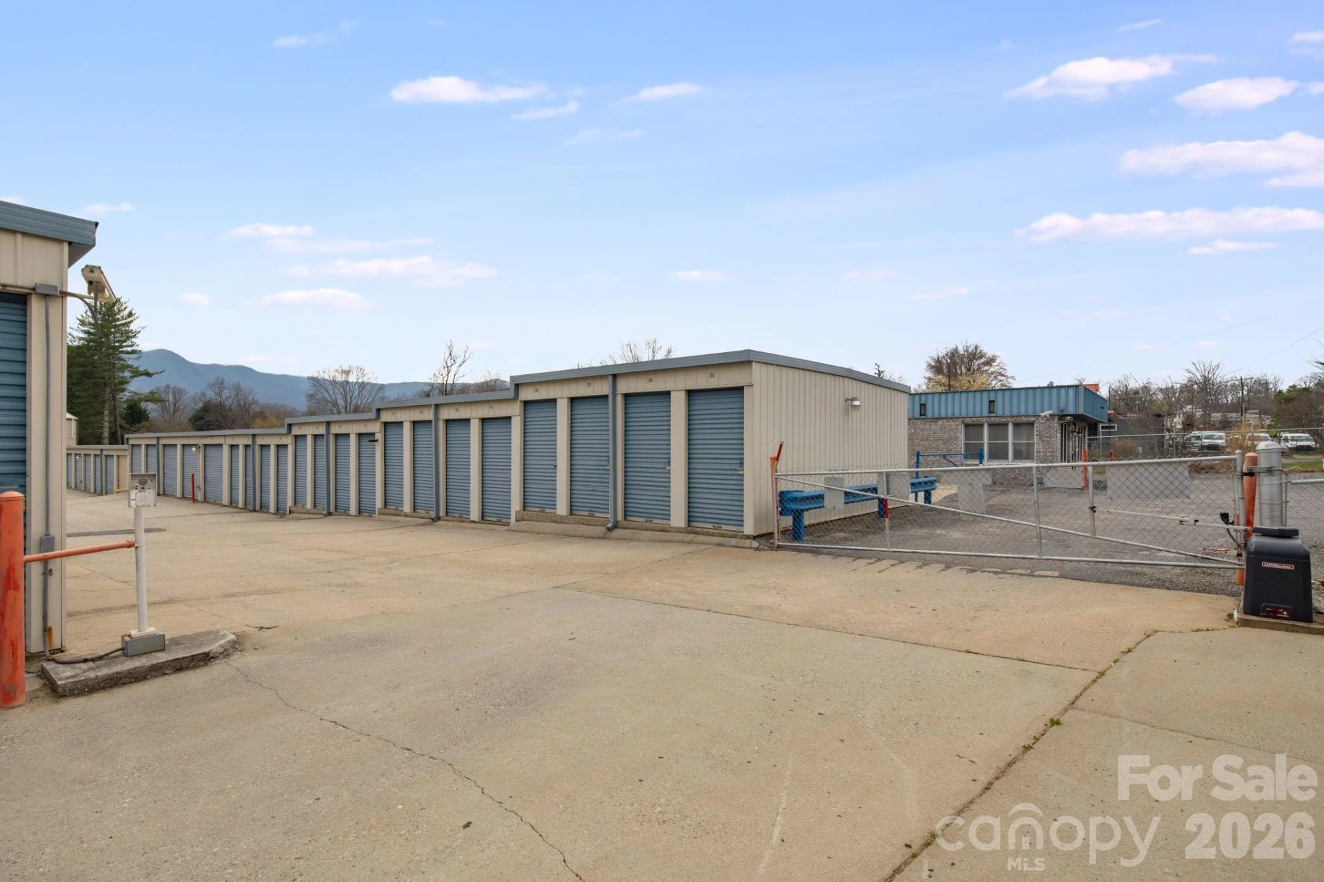 440 E State Street - Photo 10