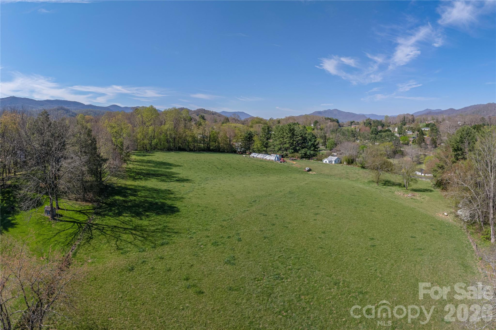 284 Woodland Church Road