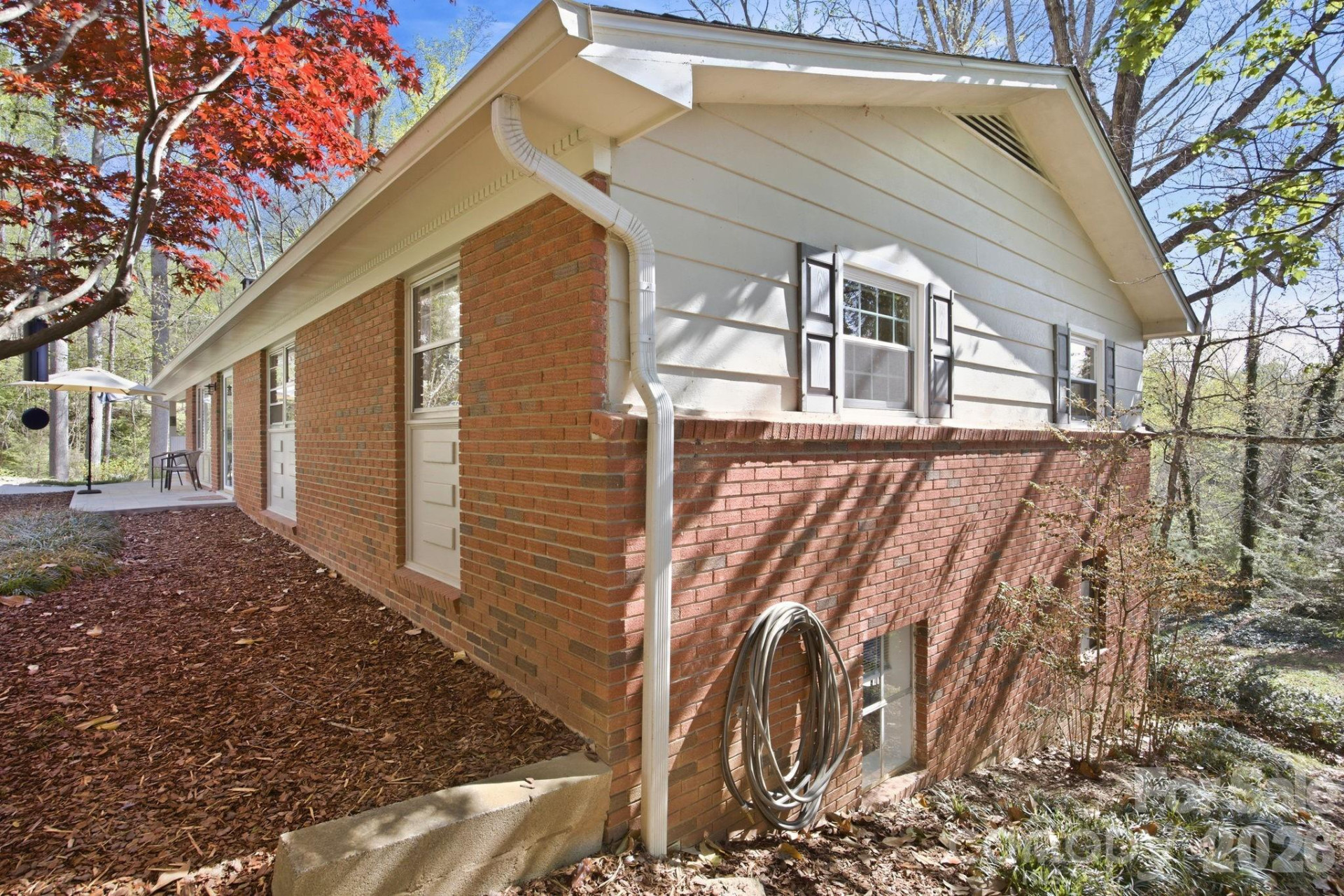 50 Hemlock Street - Photo 37