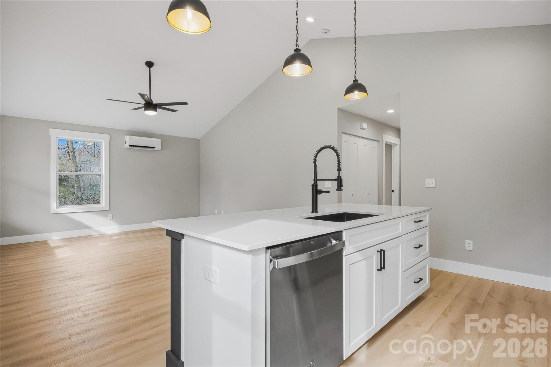 133 Moore Street - Photo 10
