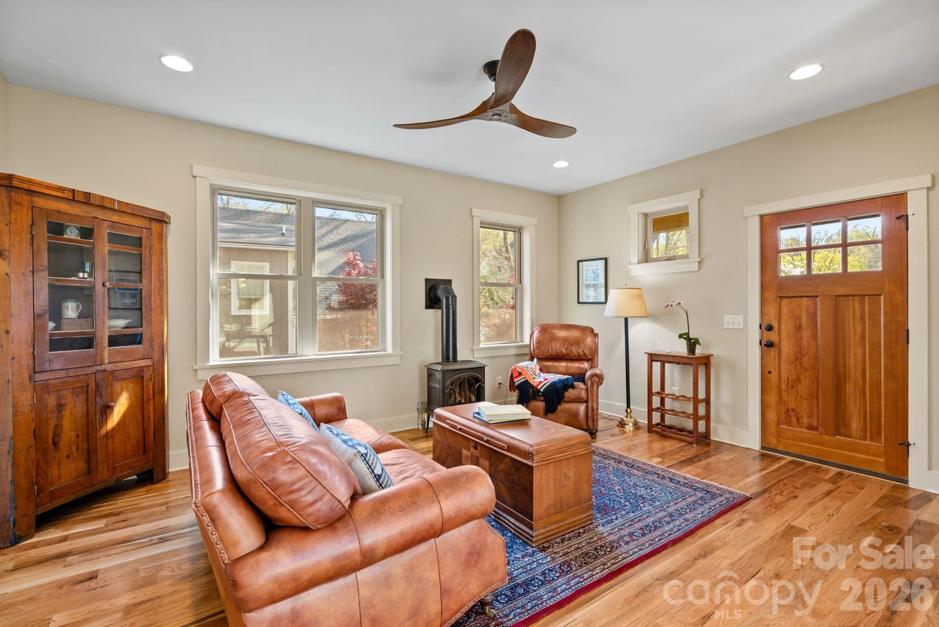 429 Pearson Drive - Photo 3