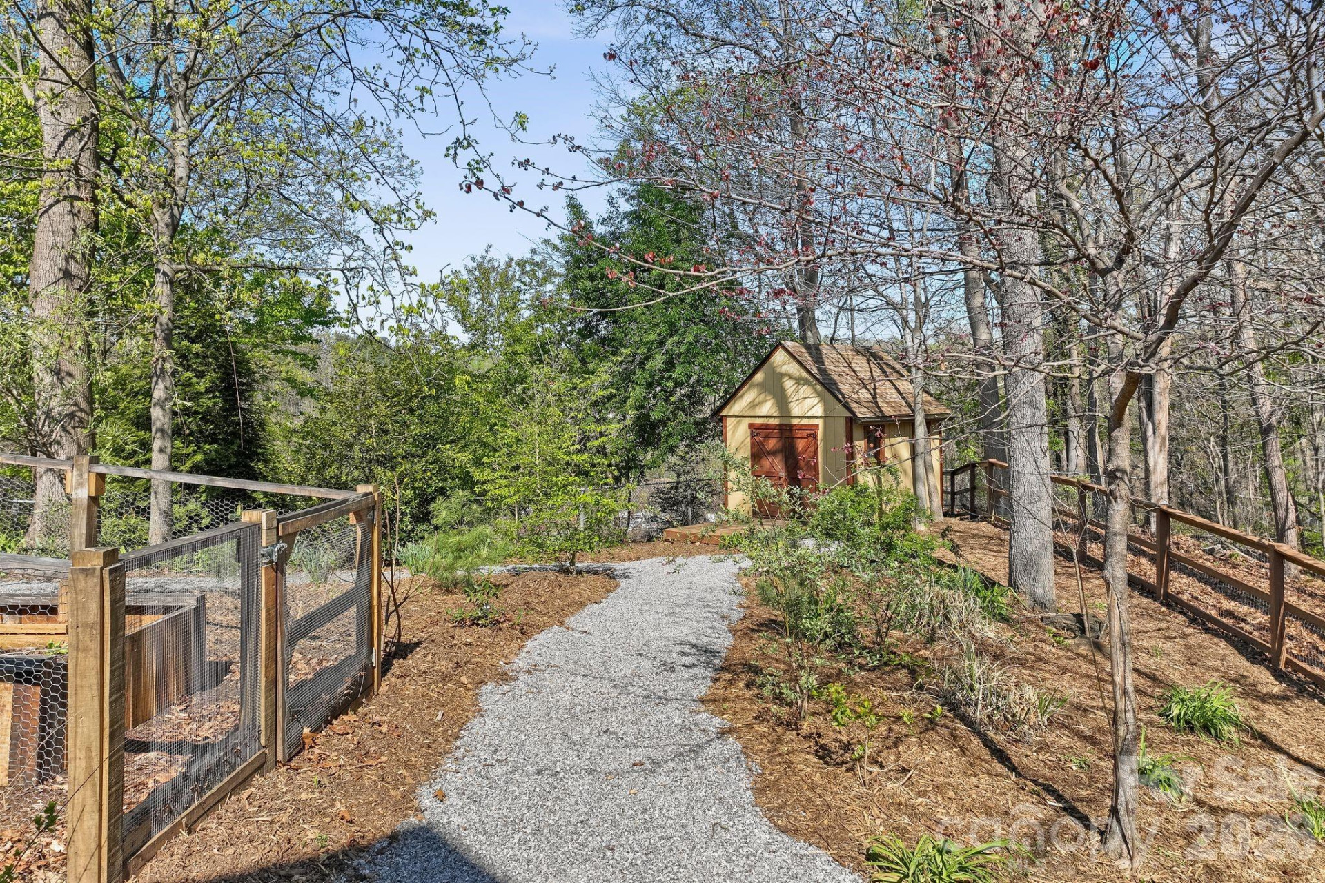 429 Pearson Drive - Photo 28