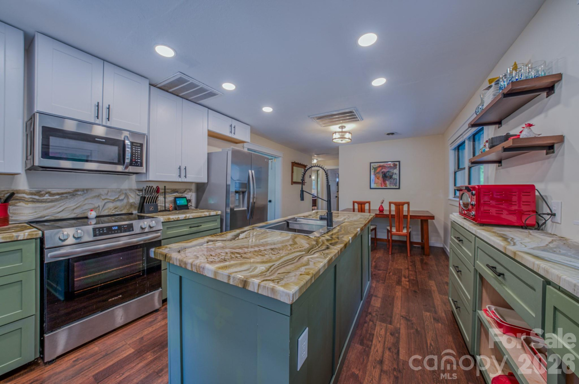 176 Sunny Street - Photo 17