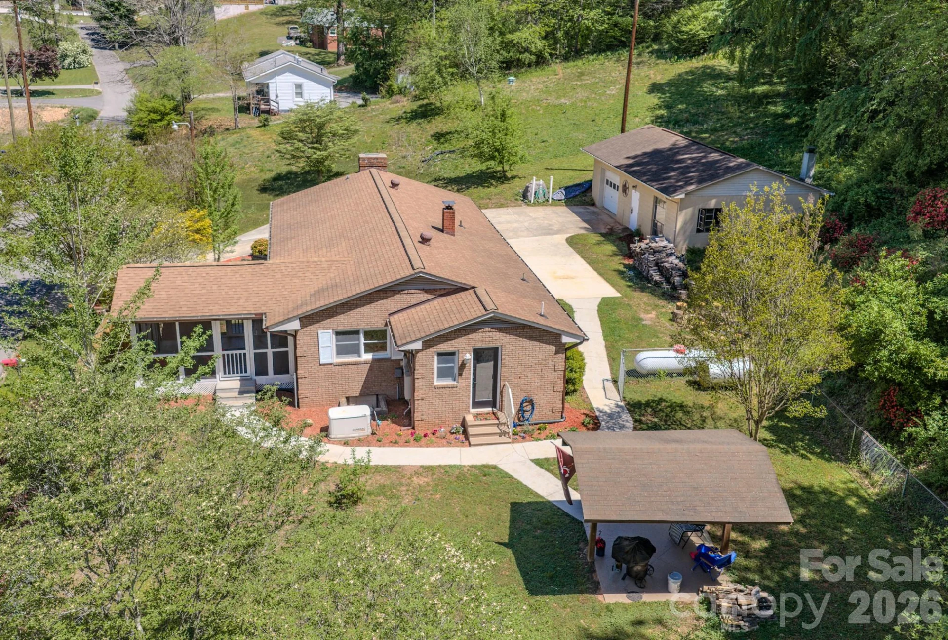 176 Sunny Street - Photo 4