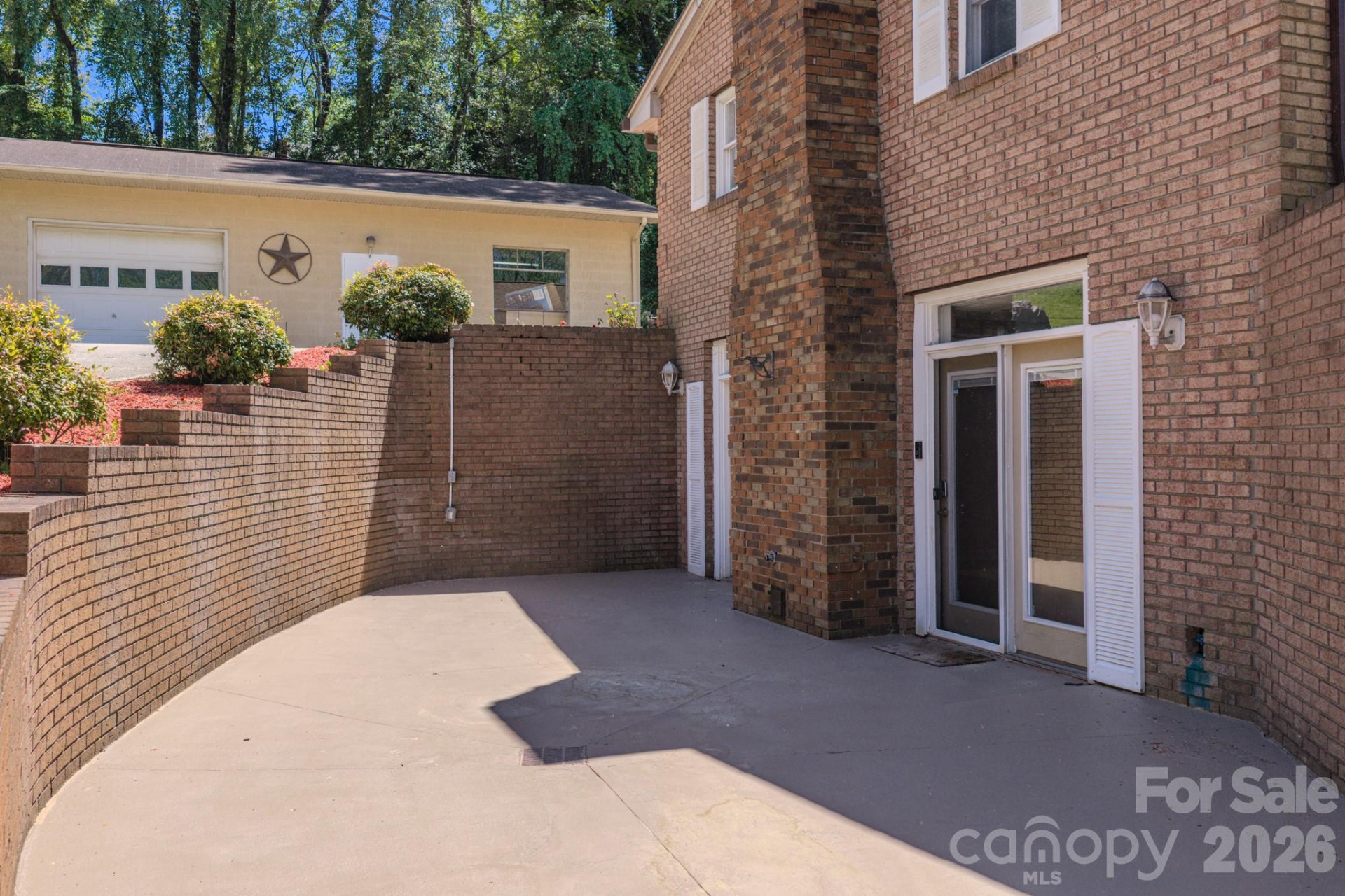 176 Sunny Street - Photo 5