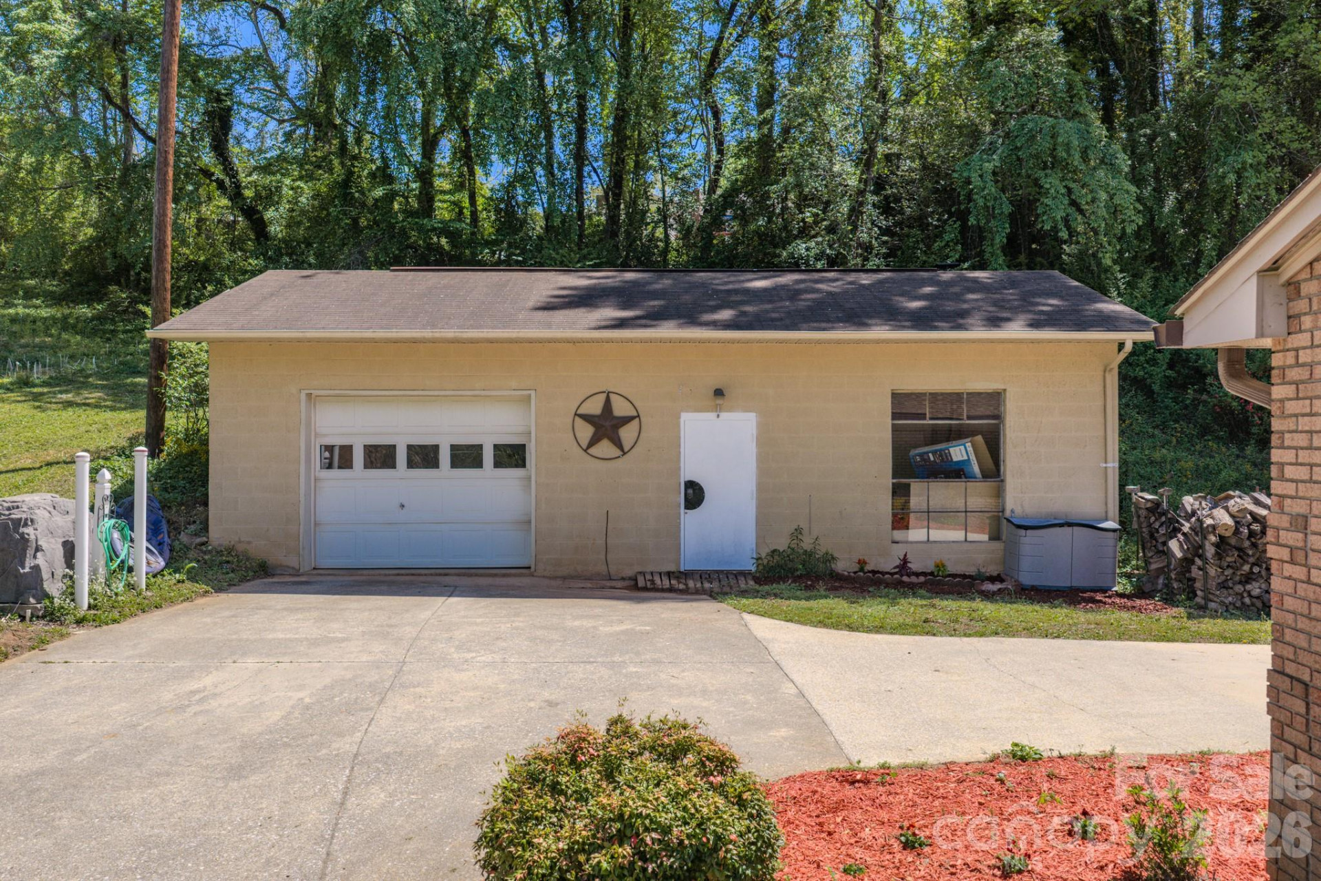 176 Sunny Street - Photo 9