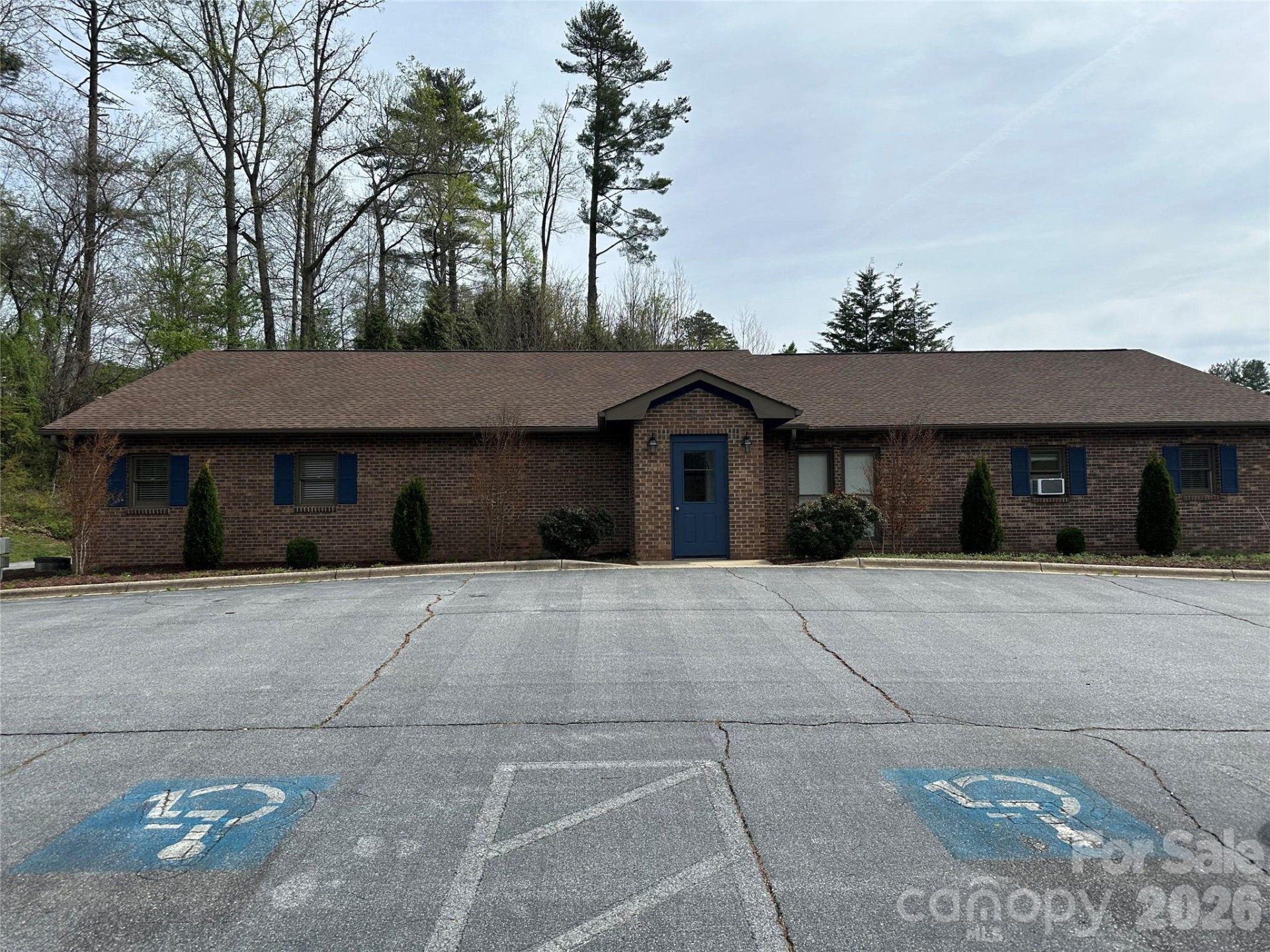 2920 Haywood Road - Photo 2