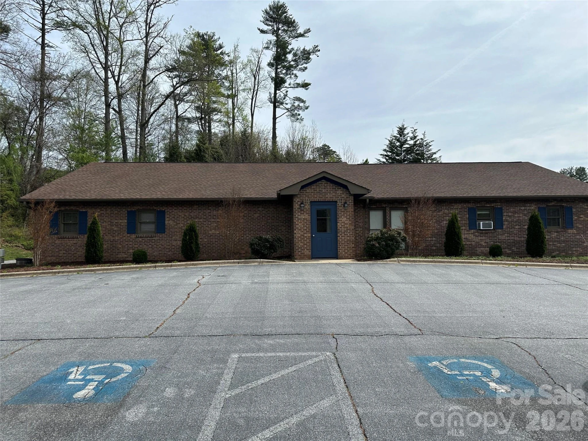2920 Haywood Road - Photo 2