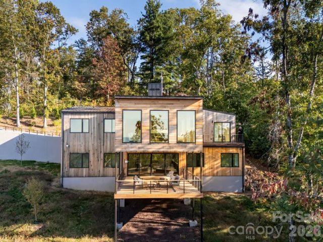 641 Elk Mountain Scenic Highway, Asheville, NC, 28804
