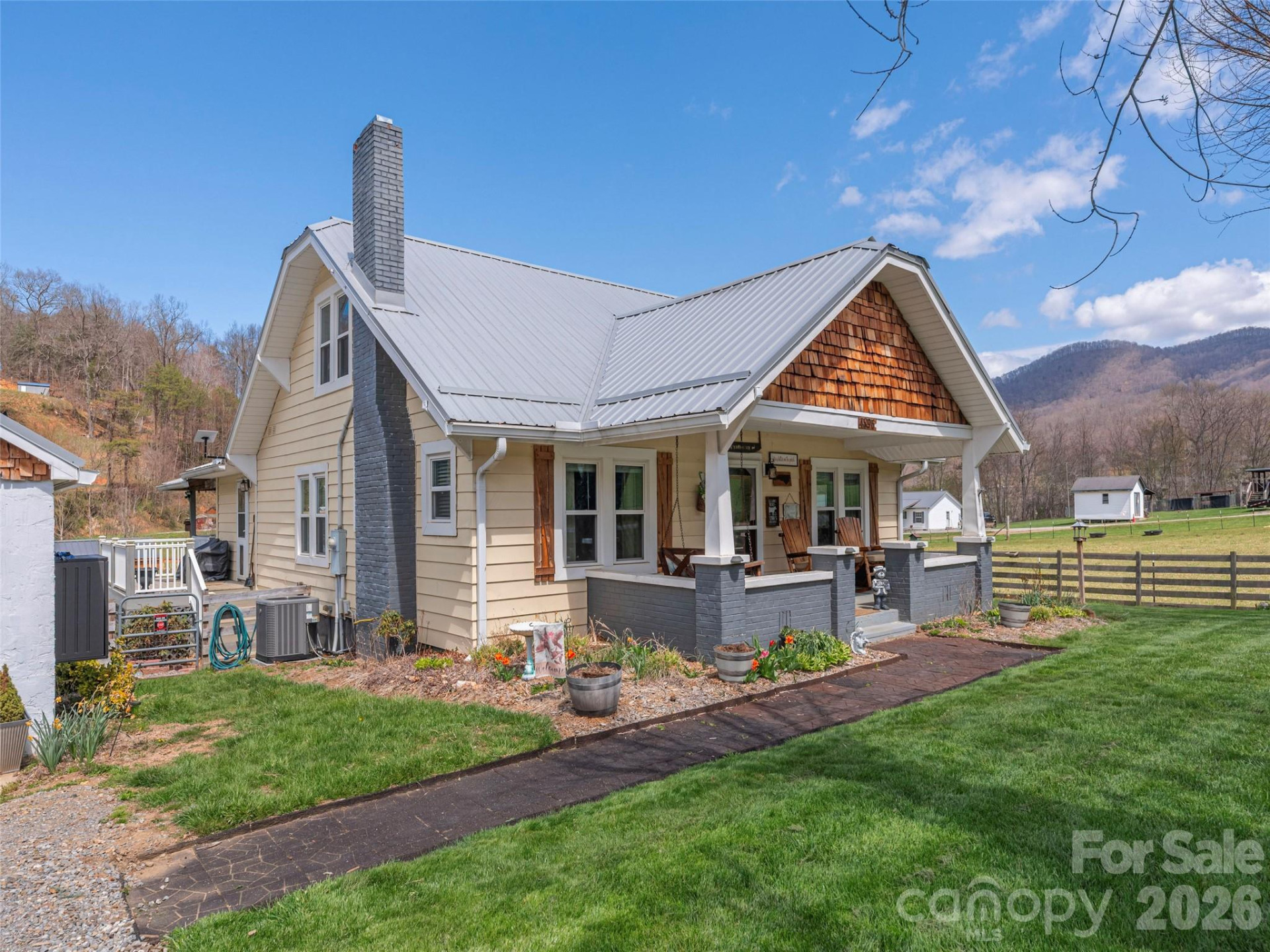 4896 Dutch Cove Road - Photo 2