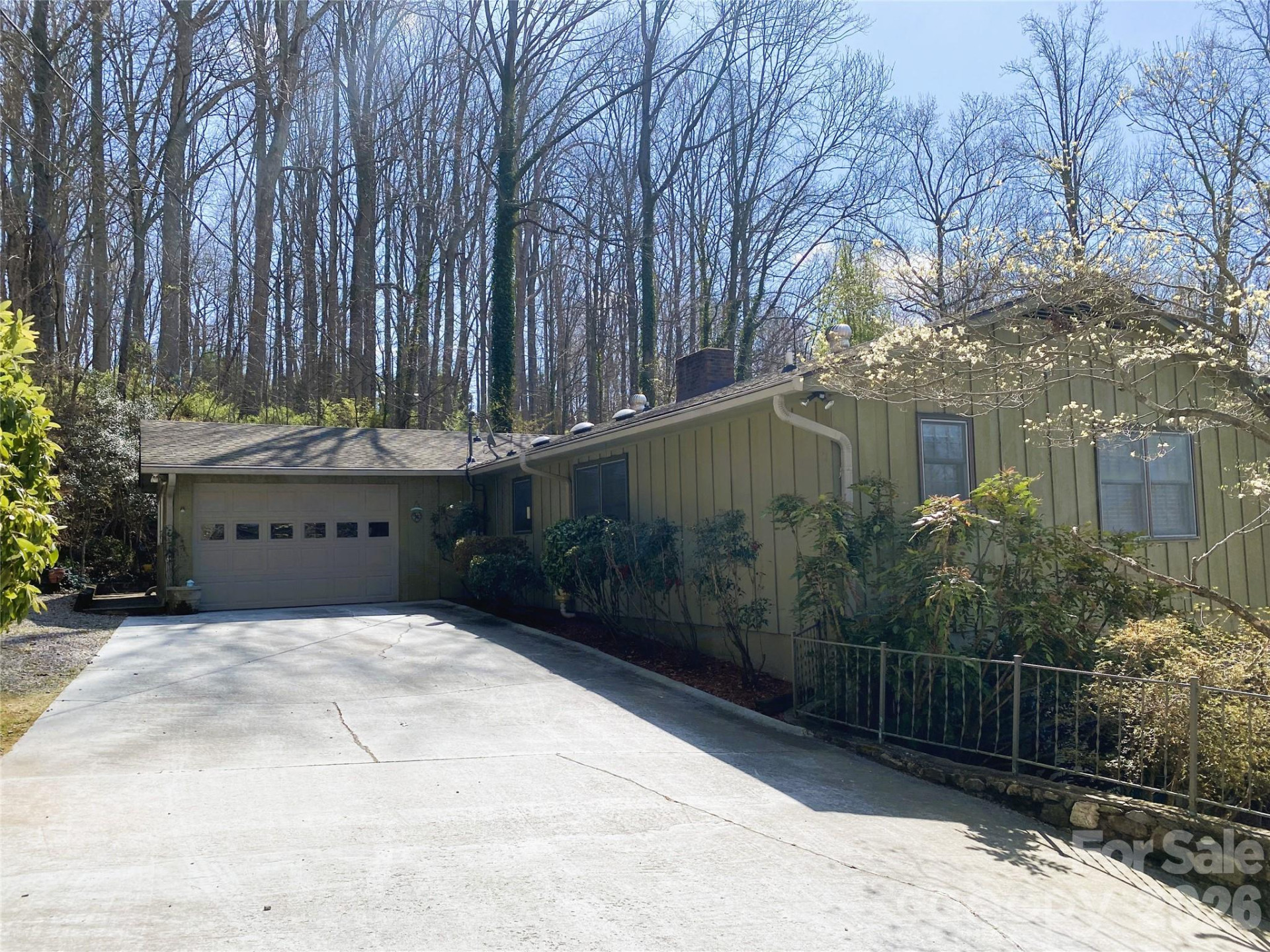 125 Harmon Avenue - Photo 3