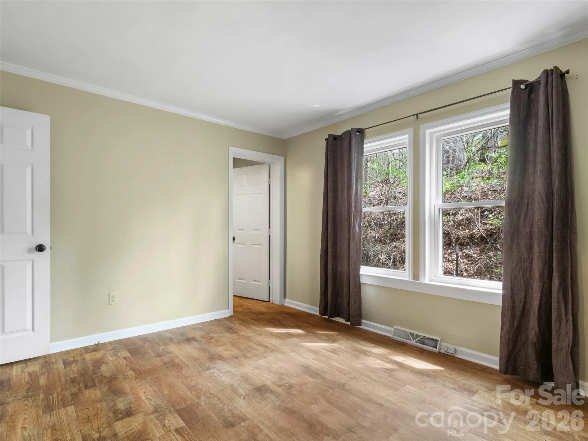 174 Wellington Street - Photo 14