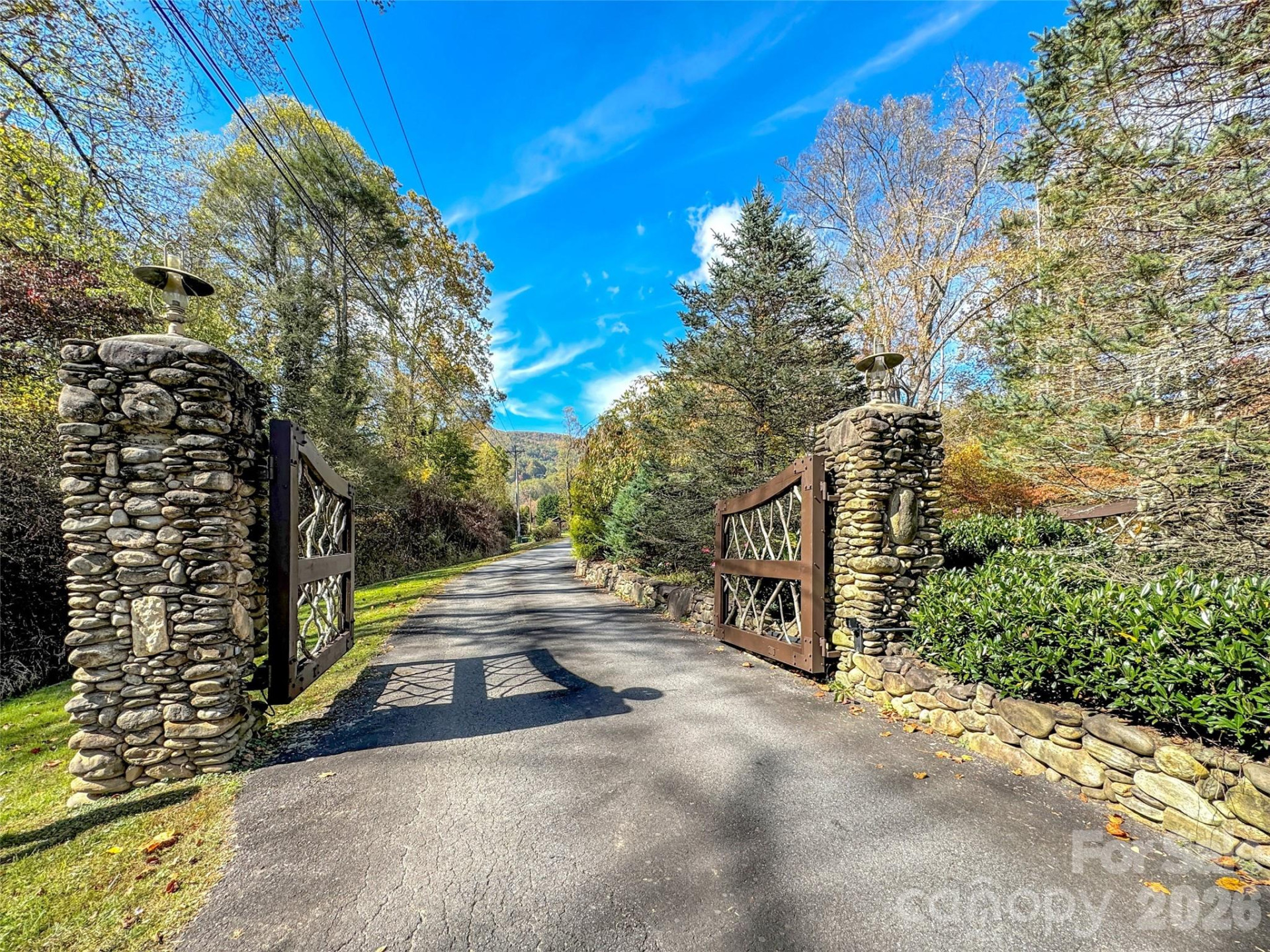 282 Tamarack Trail - Photo 4