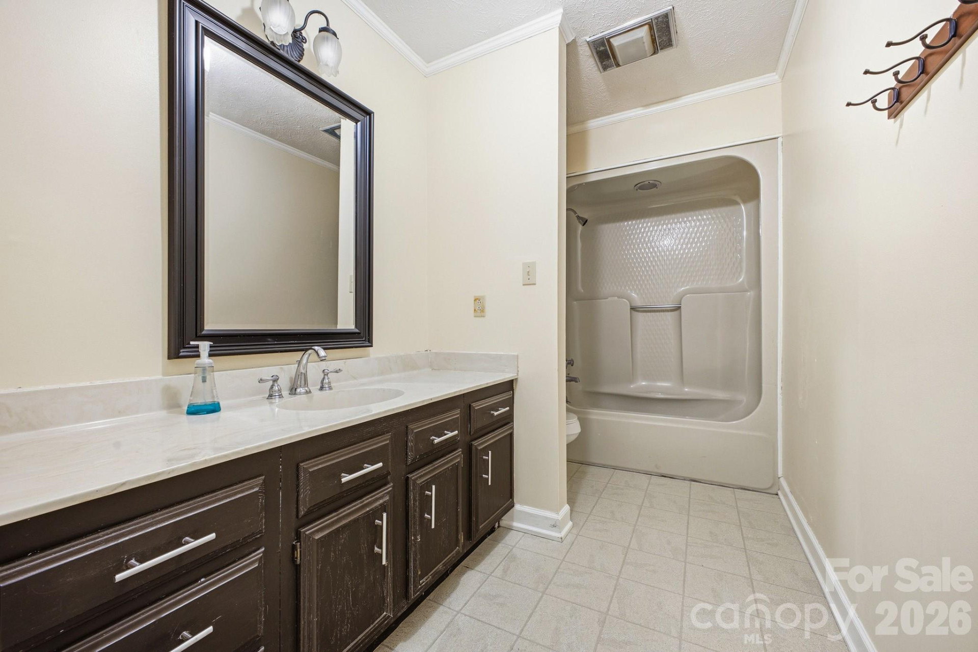 8 Covewood Road - Photo 18