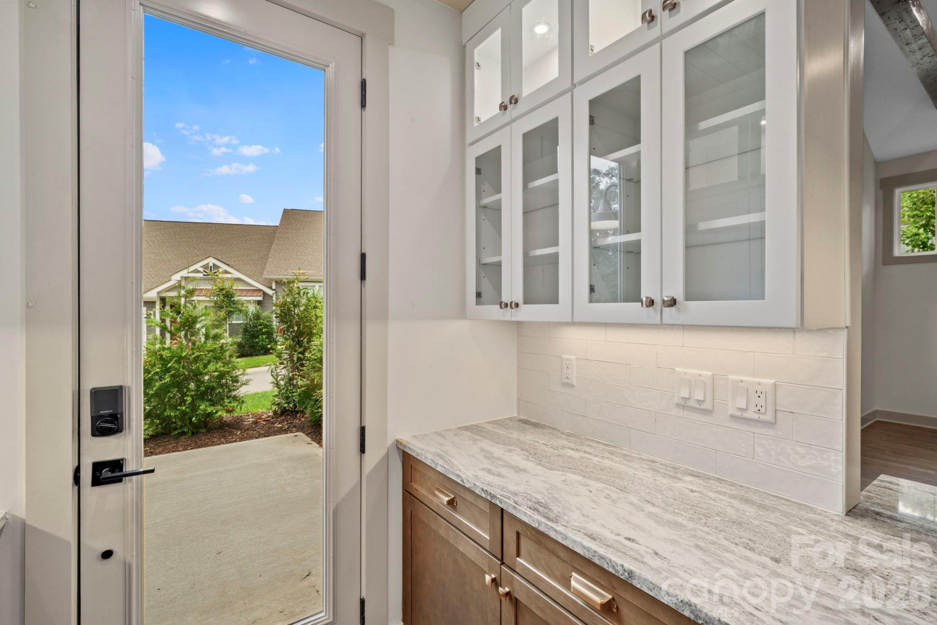 8 Heartleaf Circle - Photo 11