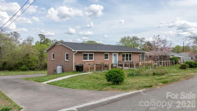 118 Whitley Road