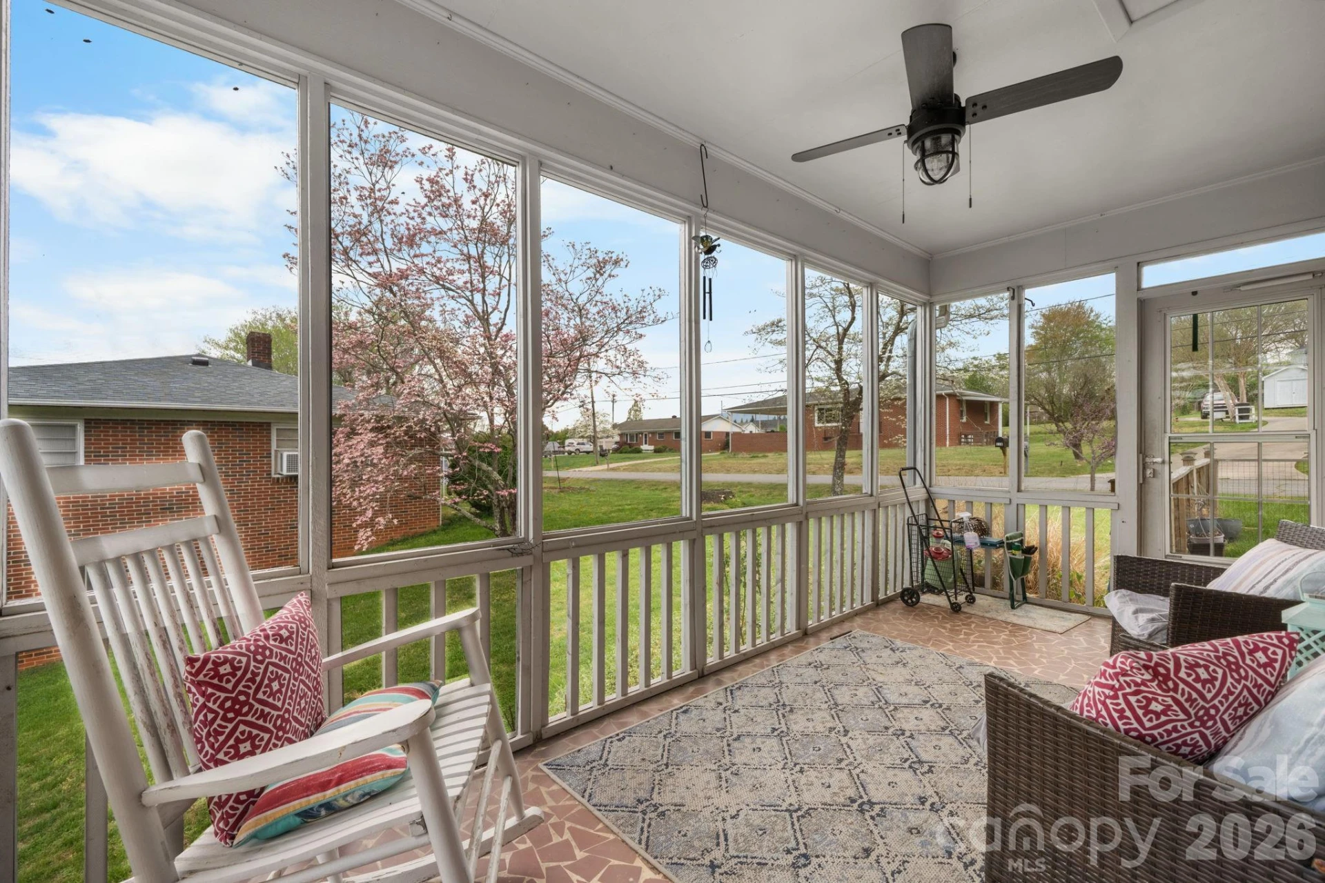 118 Whitley Road - Photo 3
