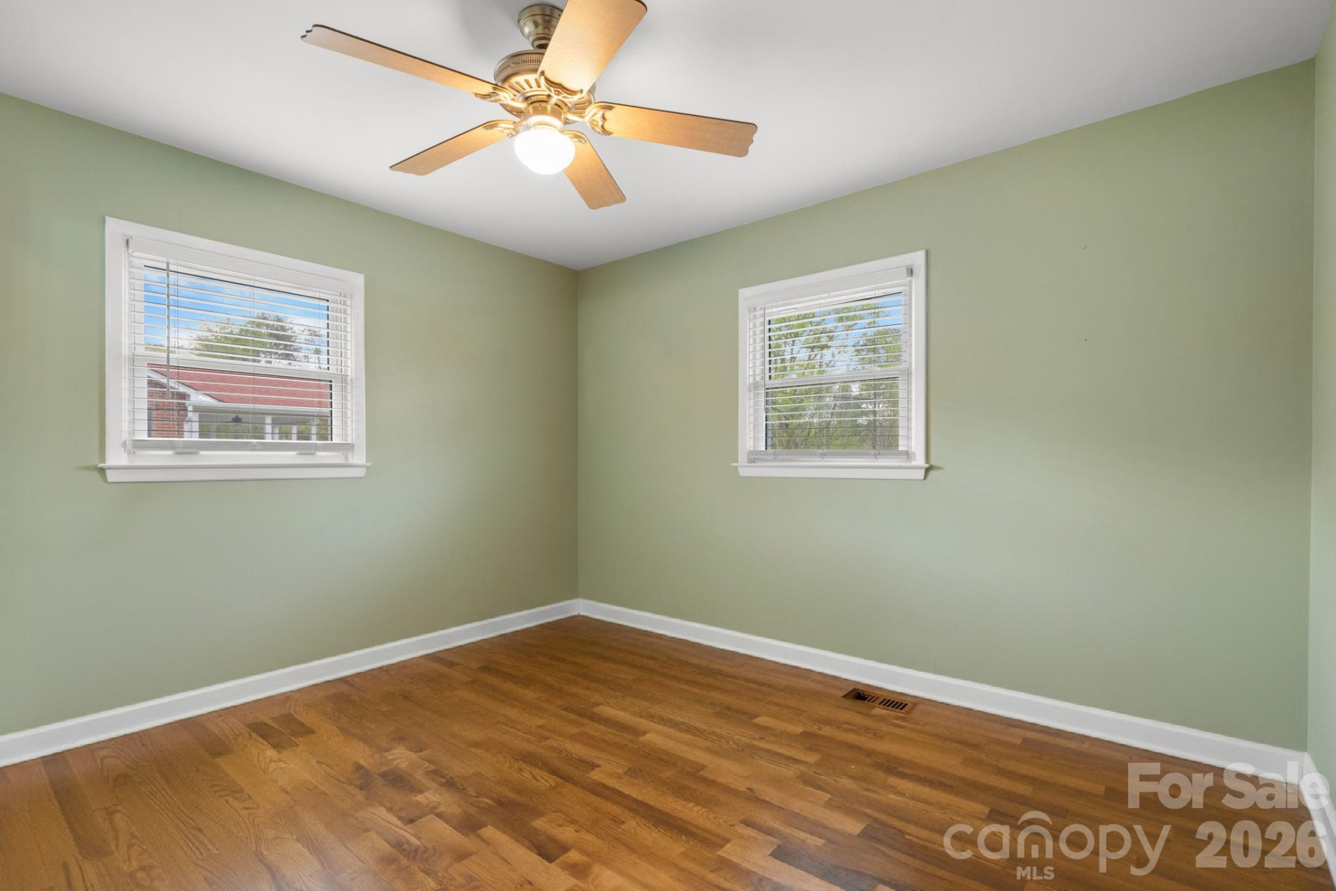 118 Whitley Road - Photo 13