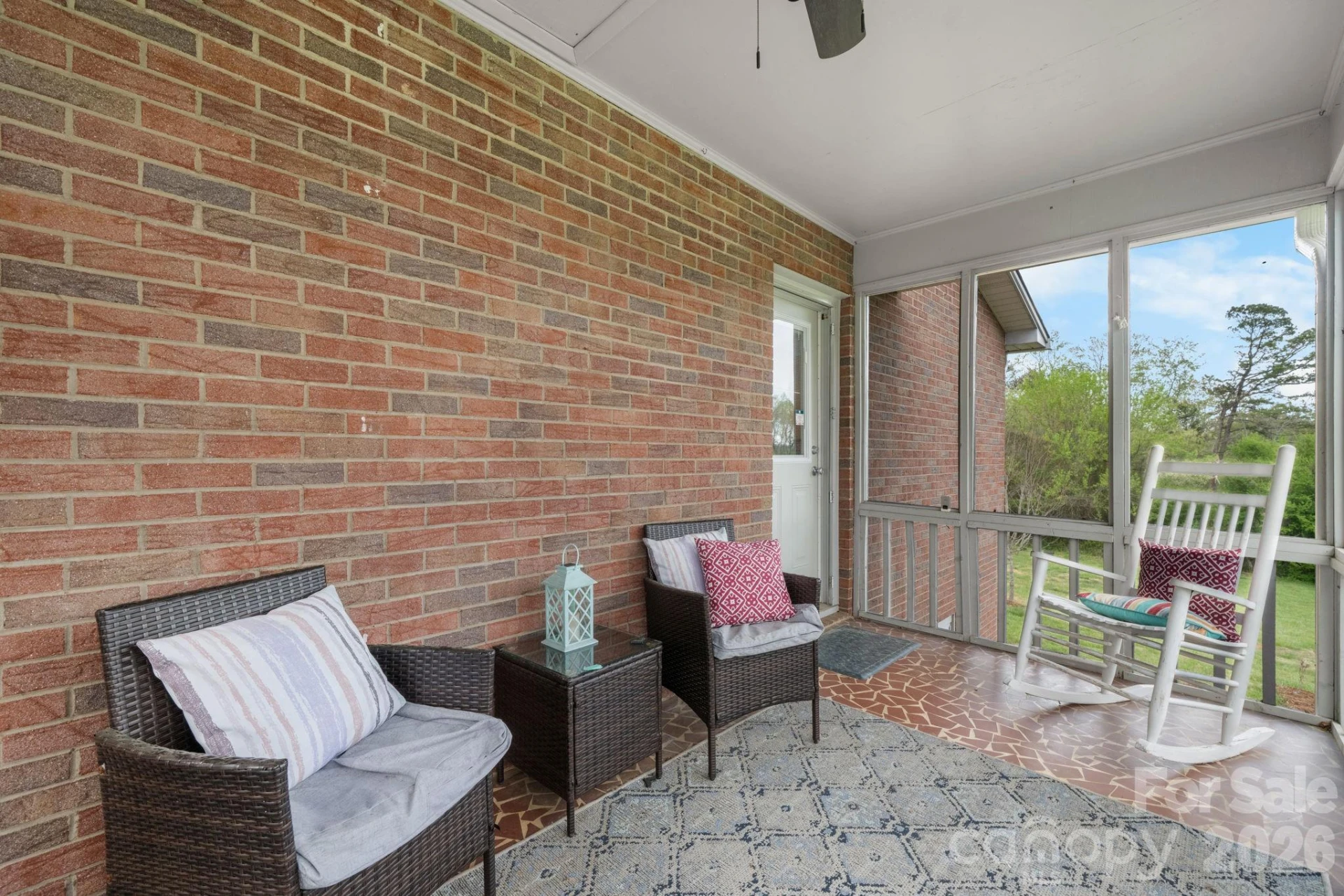 118 Whitley Road - Photo 4