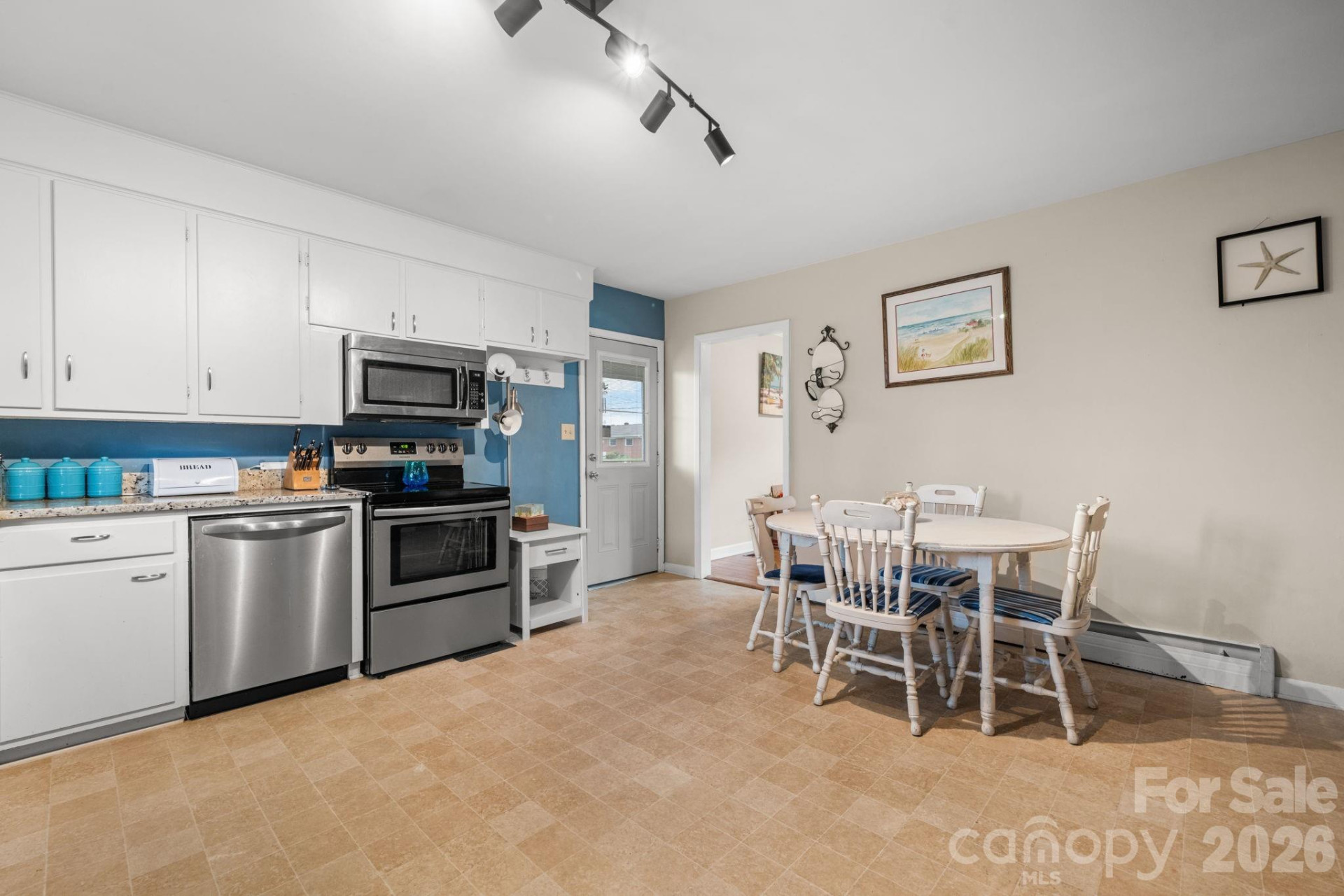 118 Whitley Road - Photo 10