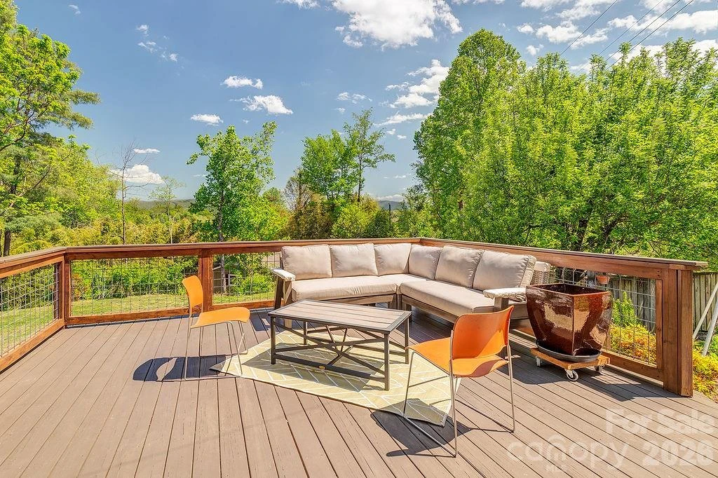 10 Hillendale Road - Photo 4