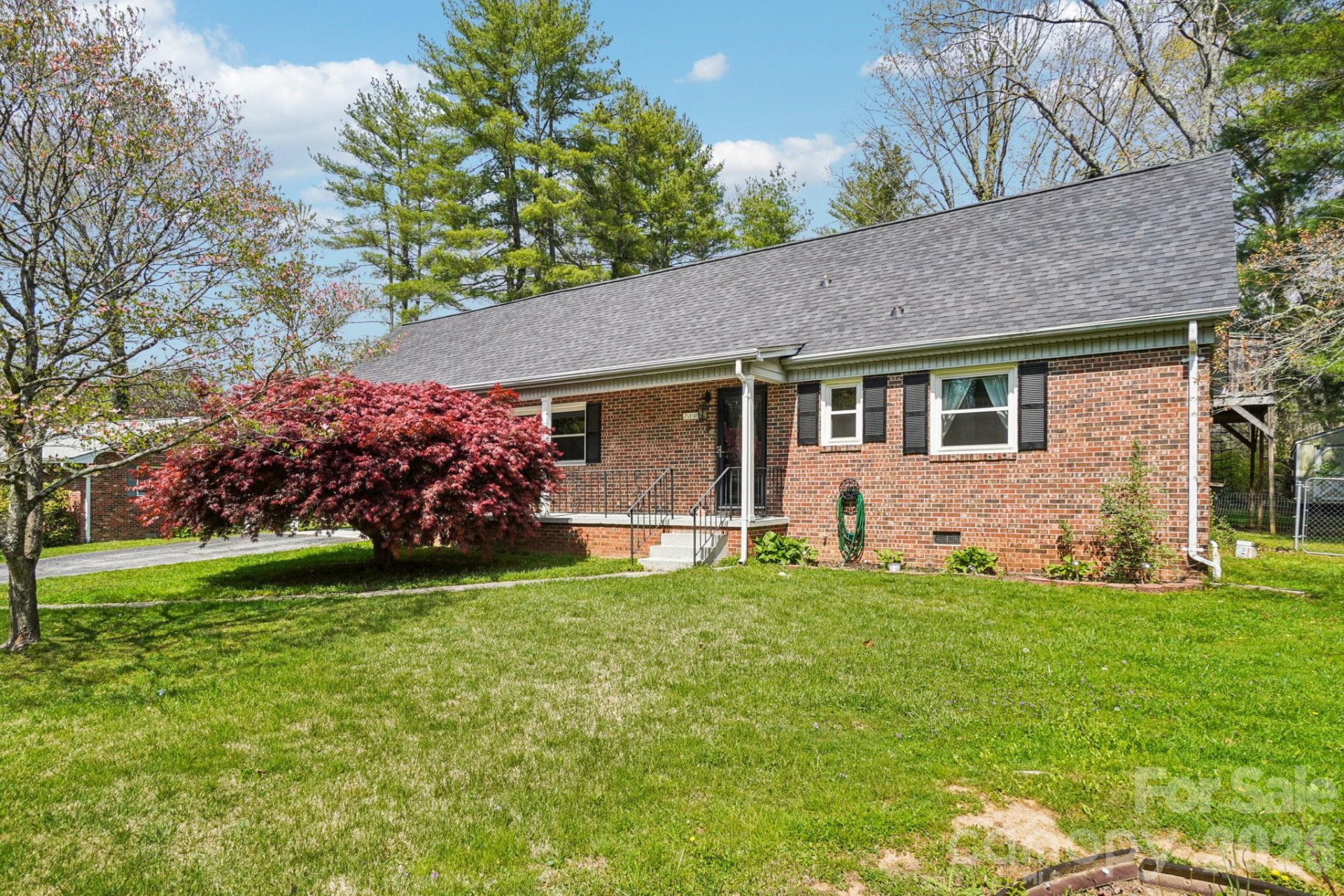 710 Heatherwood Drive