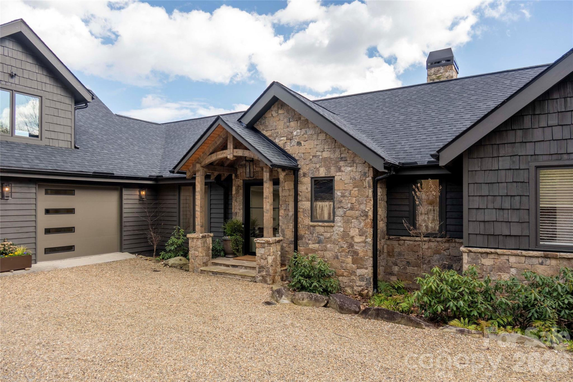 96 Moltz Court - Photo 2