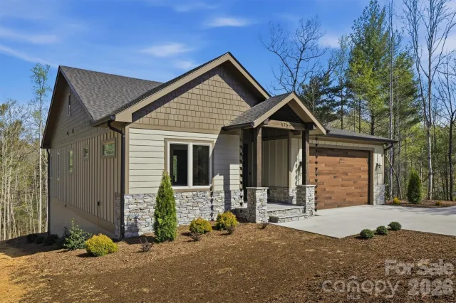 173 Waters Edge Drive, Nebo, NC, 28761