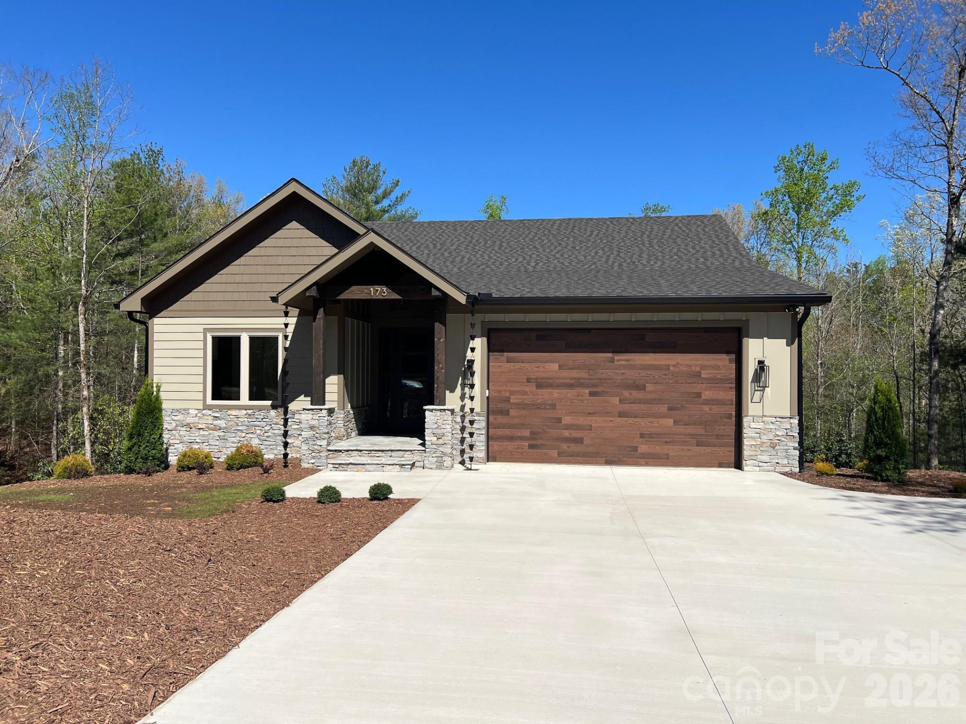 173 Waters Edge Drive - Photo 2