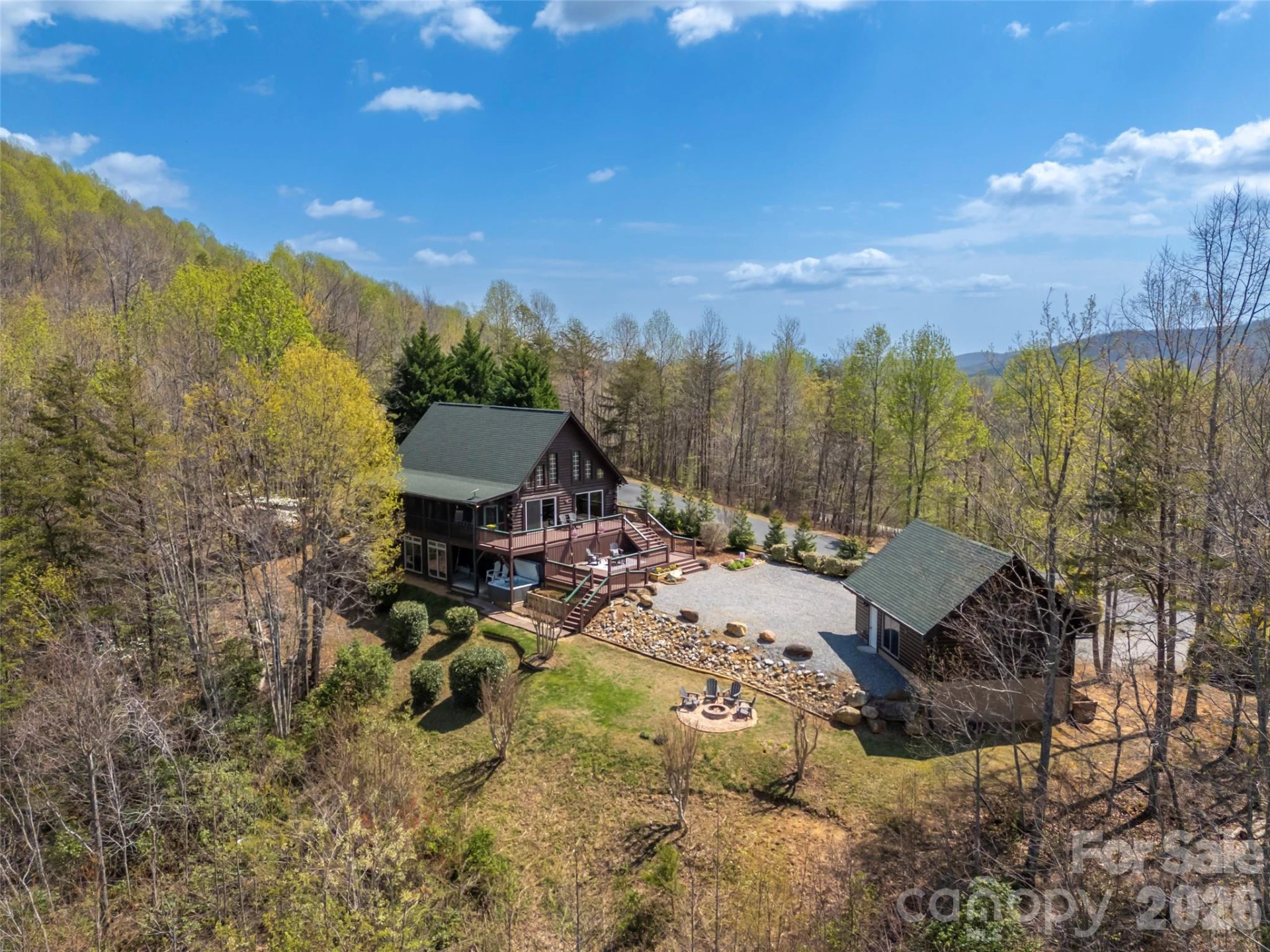 107 Woodgate Drive - Photo 4