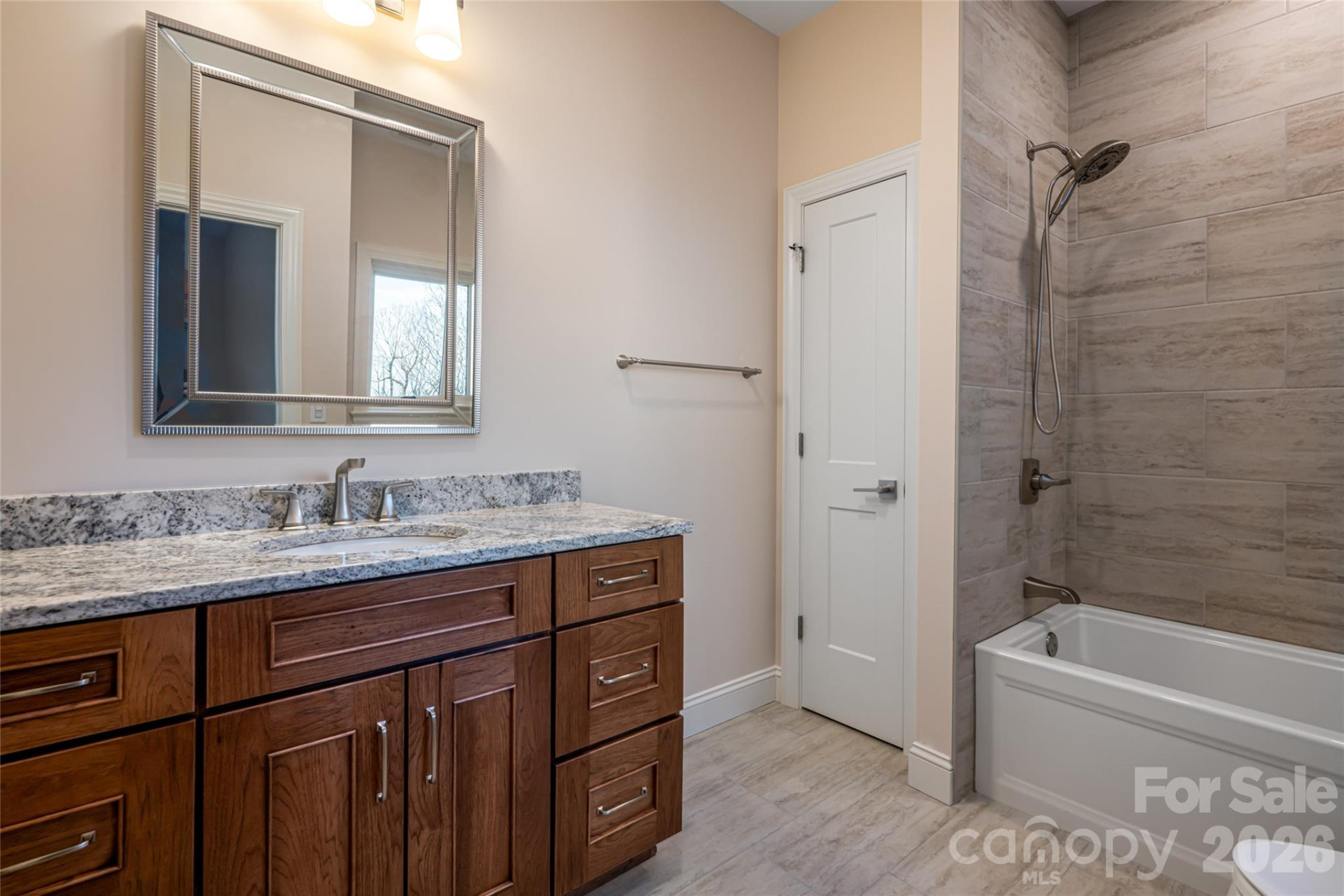 527 Falkirk Way - Photo 40