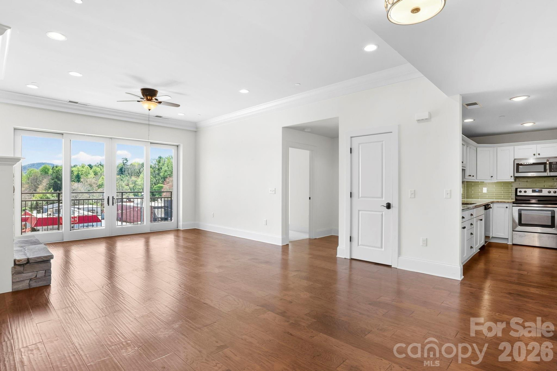 29 French Broad Street #308 - Photo 18