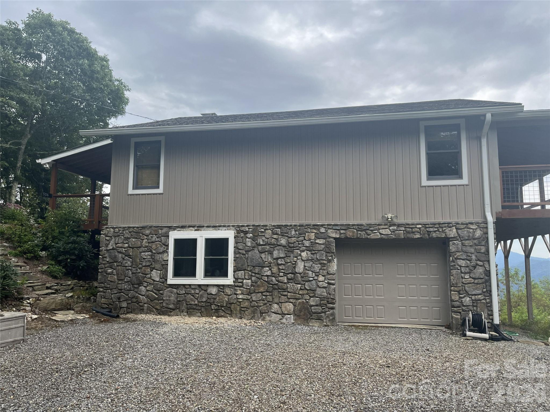 536 Lands End Lane - Photo 18