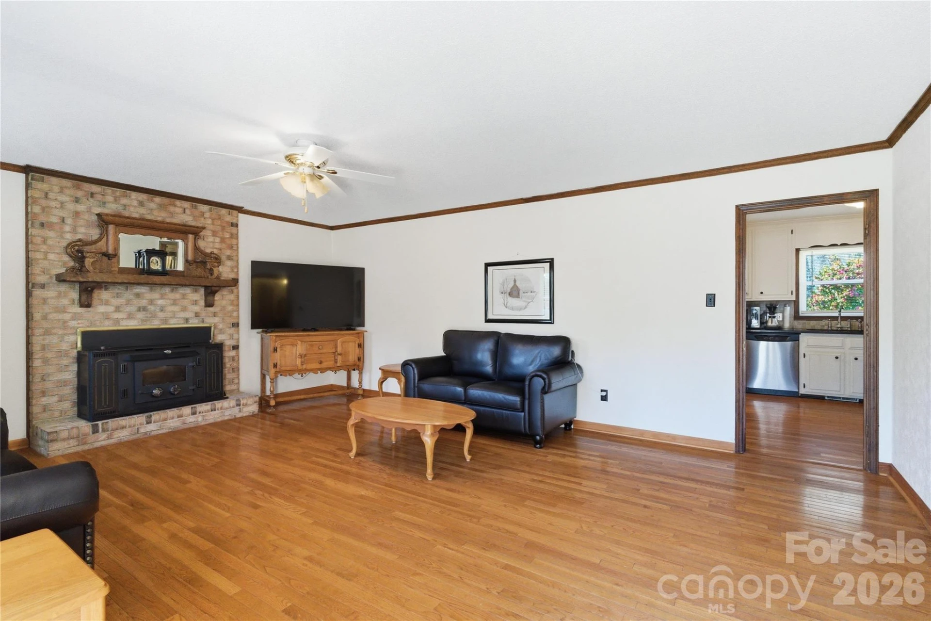 854 Idlewild Drive - Photo 3