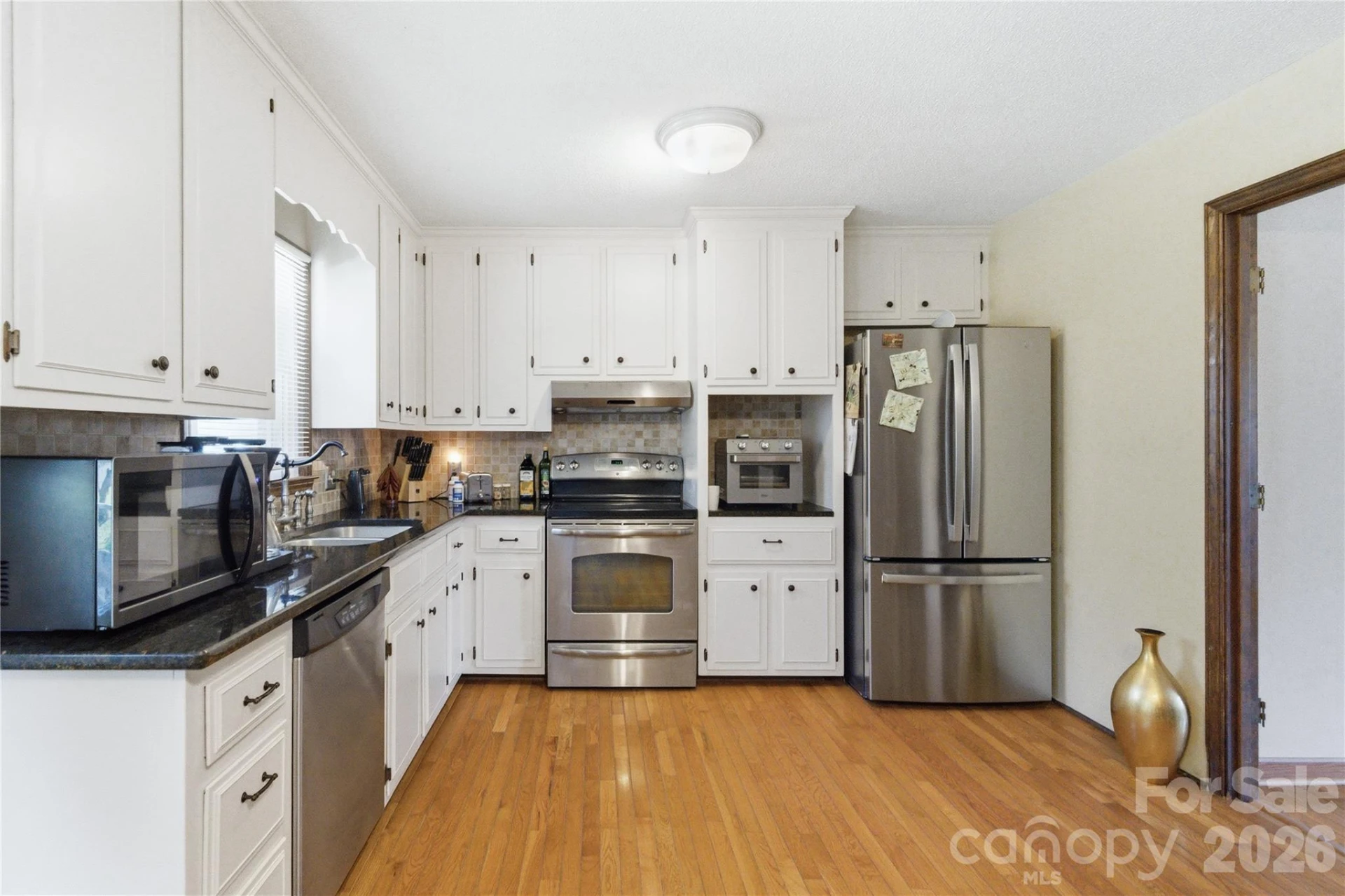 854 Idlewild Drive - Photo 7