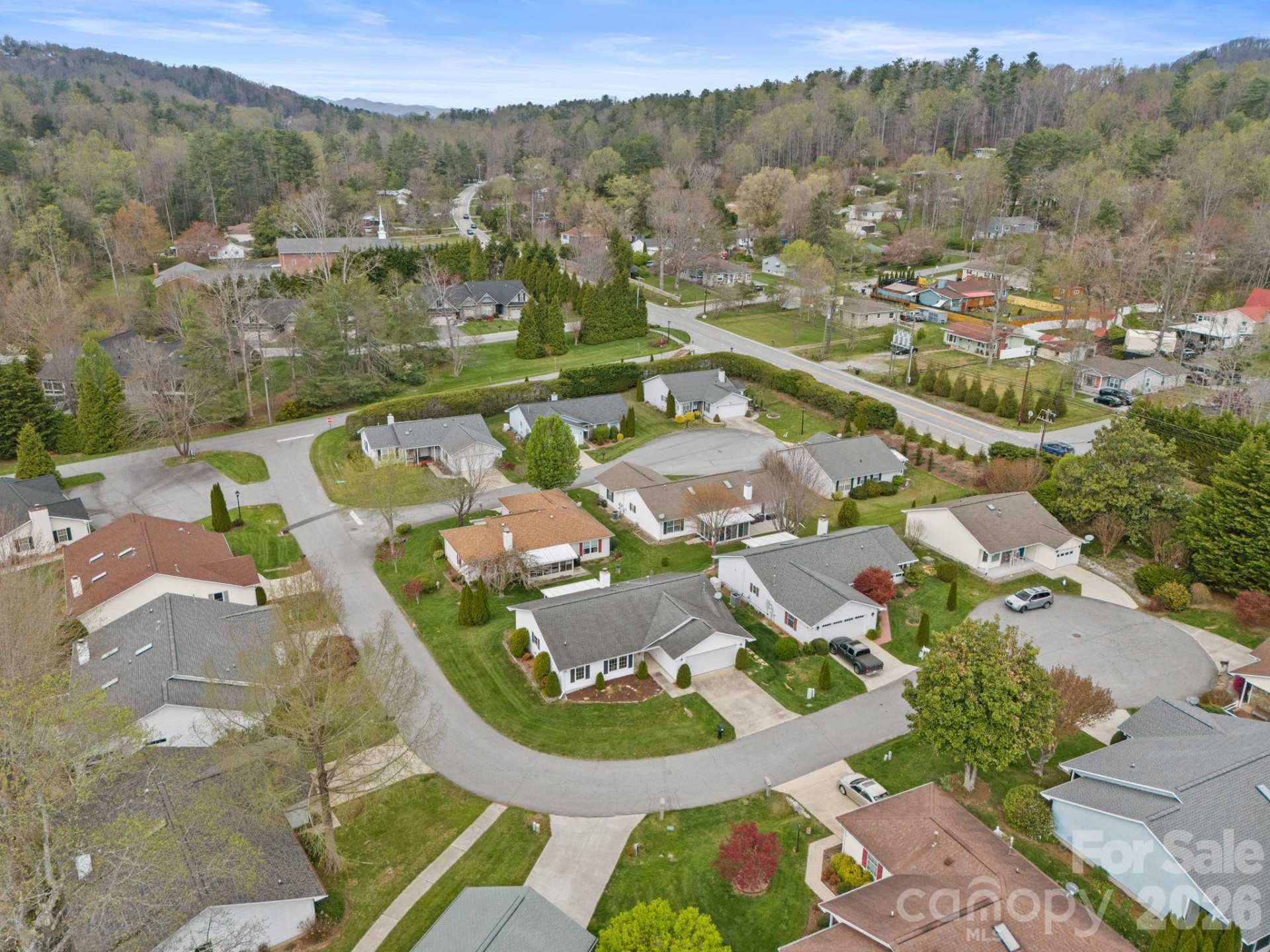 551 Woodfield Lane - Photo 17