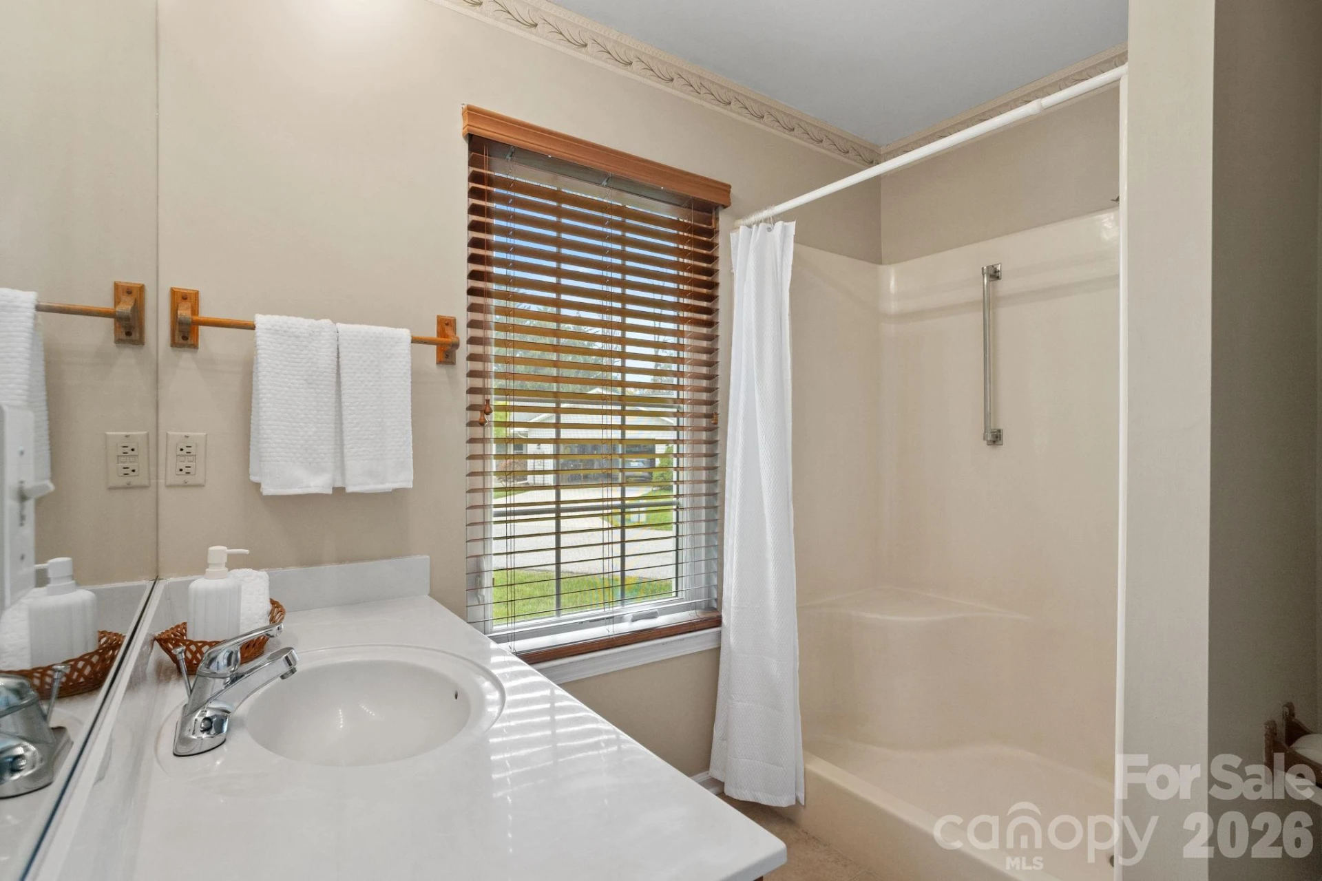 551 Woodfield Lane - Photo 10
