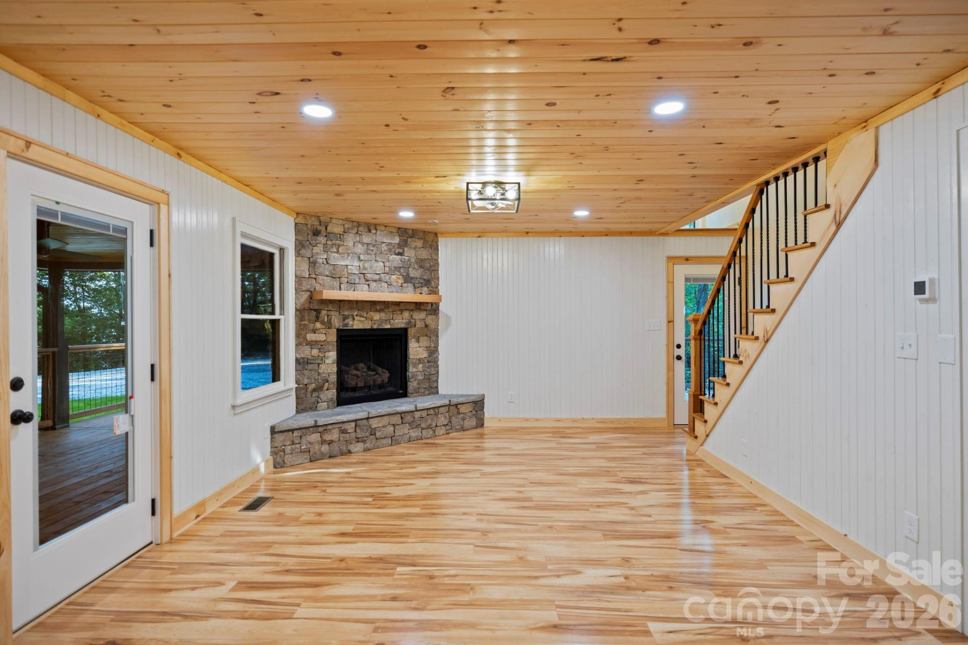 327 Flat Ridge Drive - Photo 14