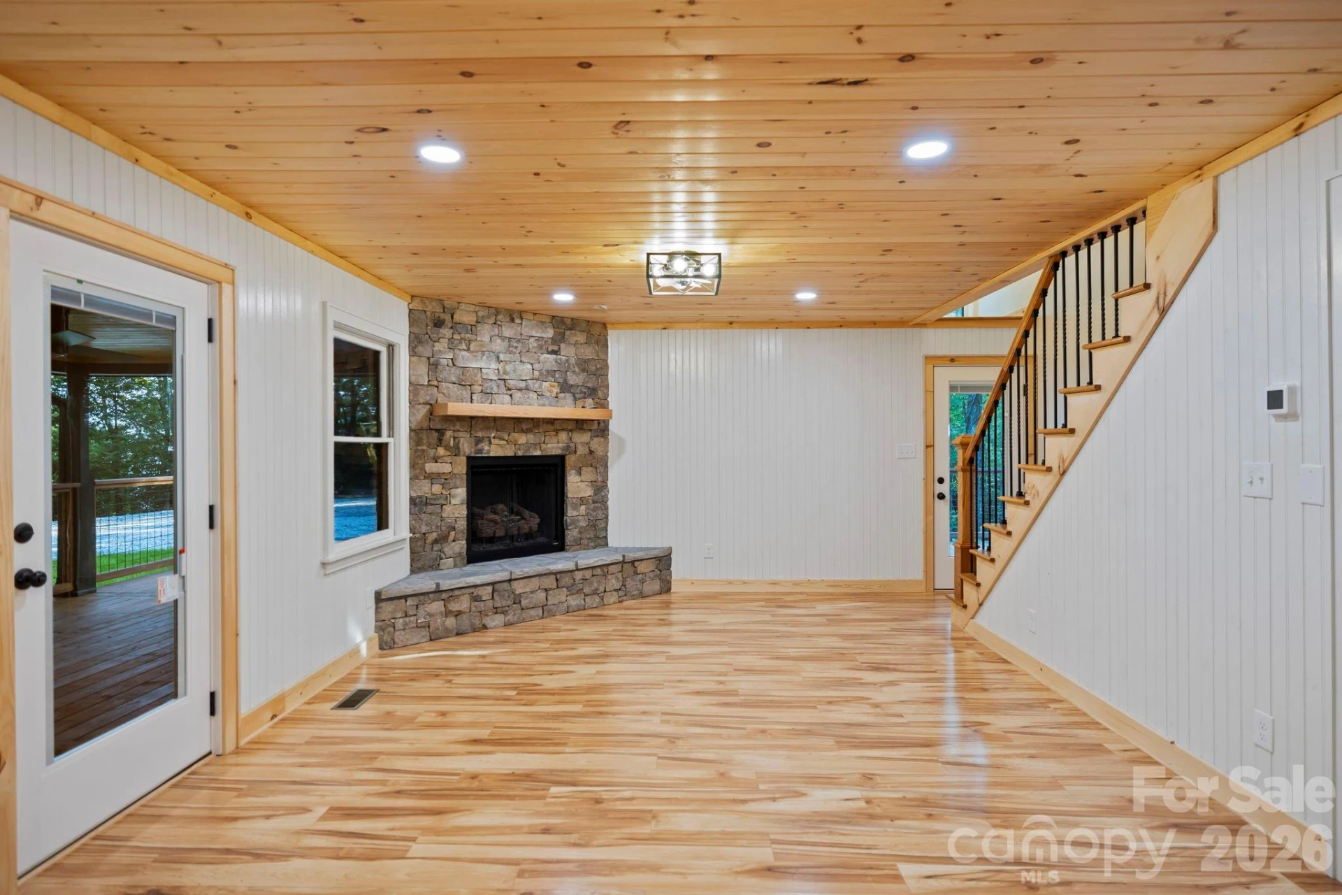 327 Flat Ridge Drive - Photo 14