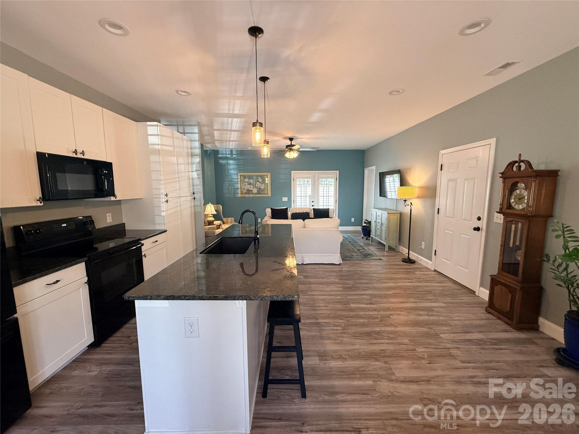 3620 Lake Drive - Photo 8