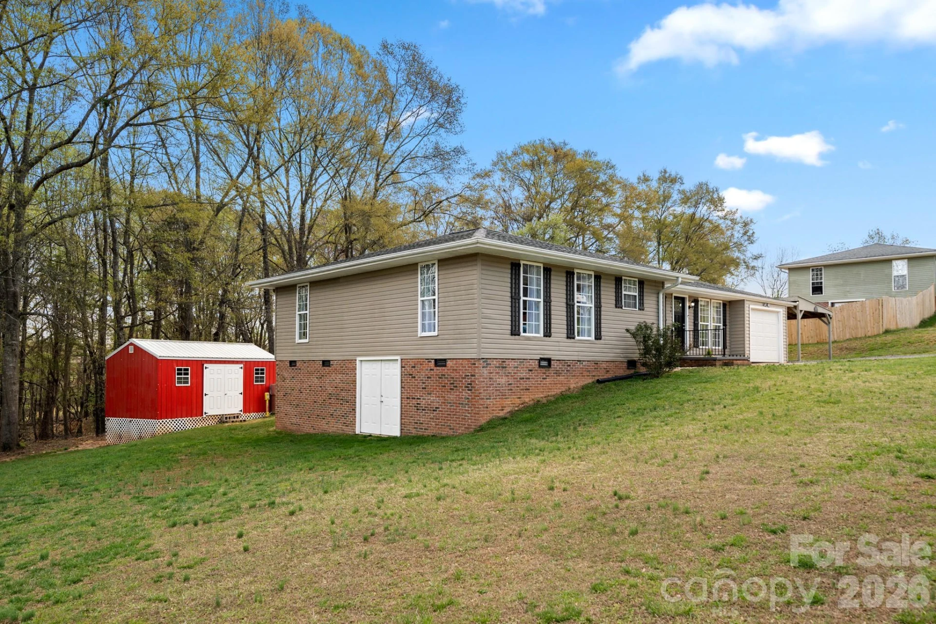 154 Shadowgate Drive - Photo 2