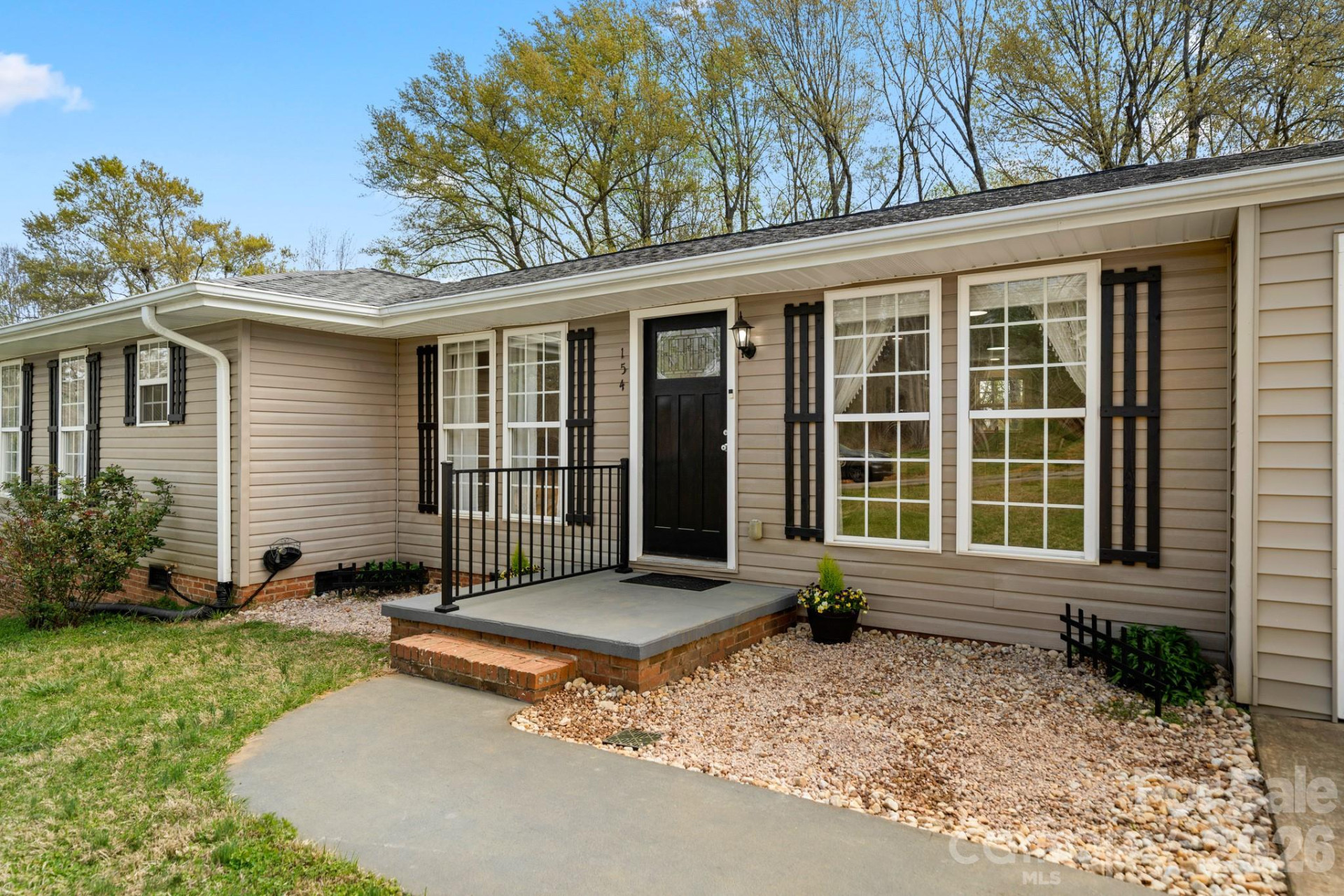 154 Shadowgate Drive - Photo 4