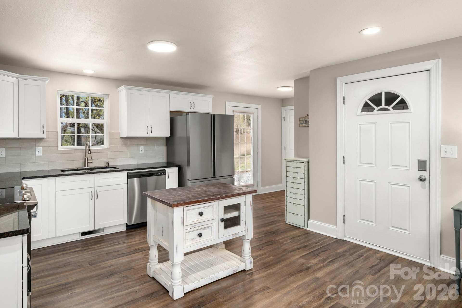154 Shadowgate Drive - Photo 10